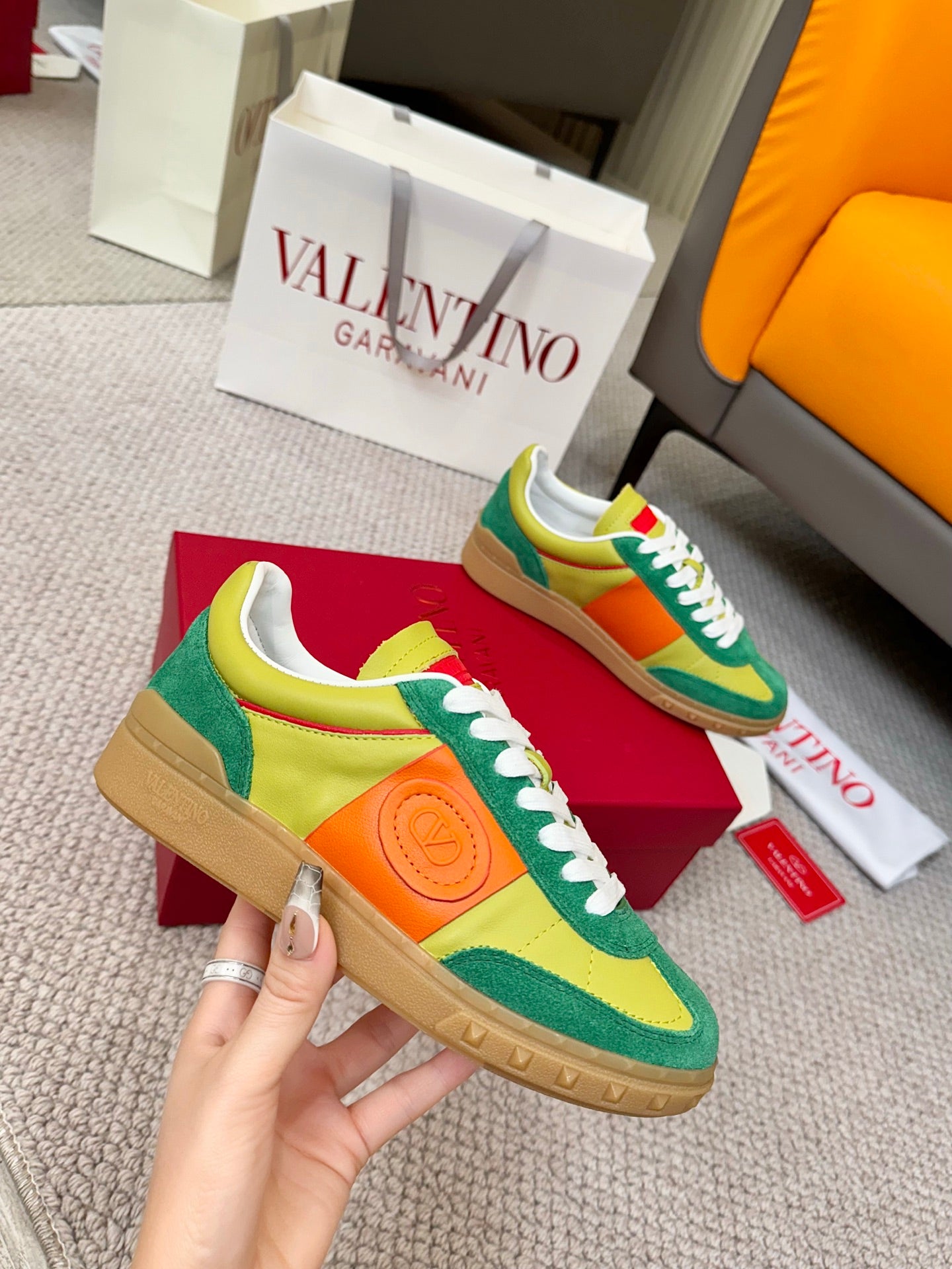 LuxluxHouse Best Quality Shoes Valentino
