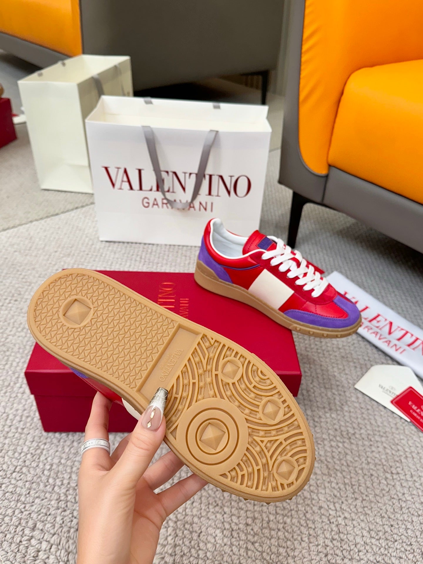 LuxluxHouse Best Quality Shoes Valentino