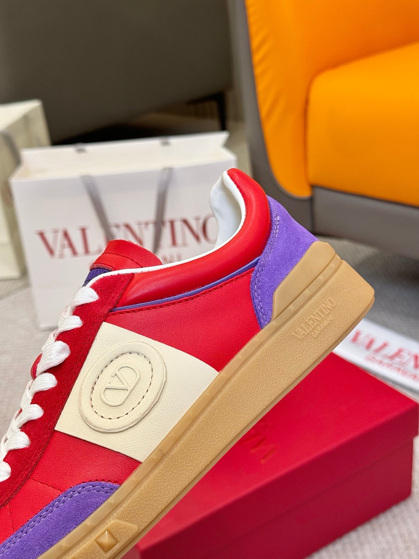 LuxluxHouse Best Quality Shoes Valentino