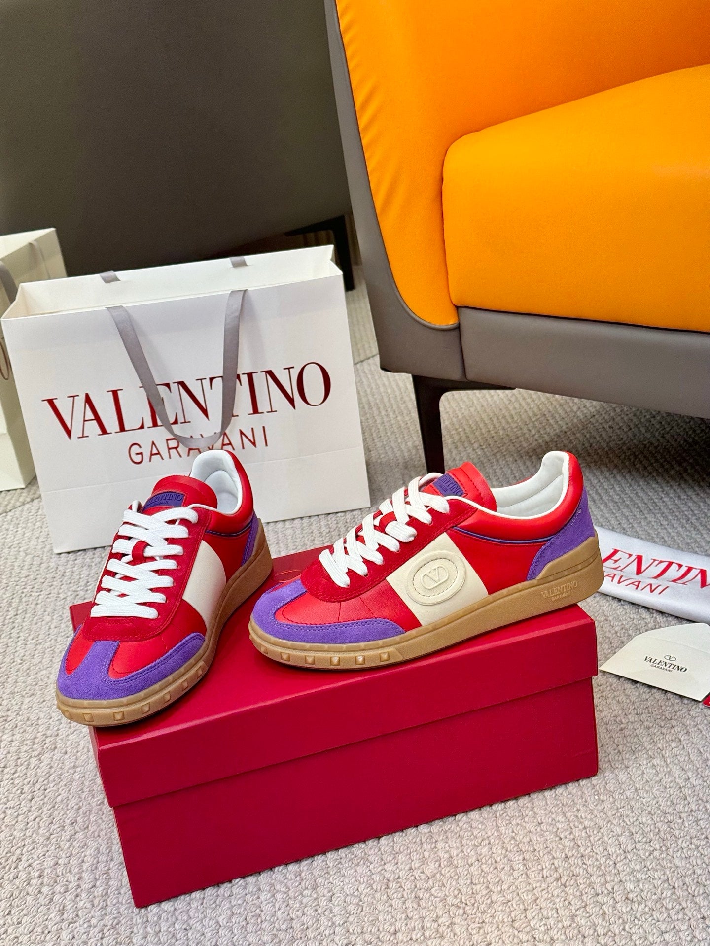 LuxluxHouse Best Quality Shoes Valentino