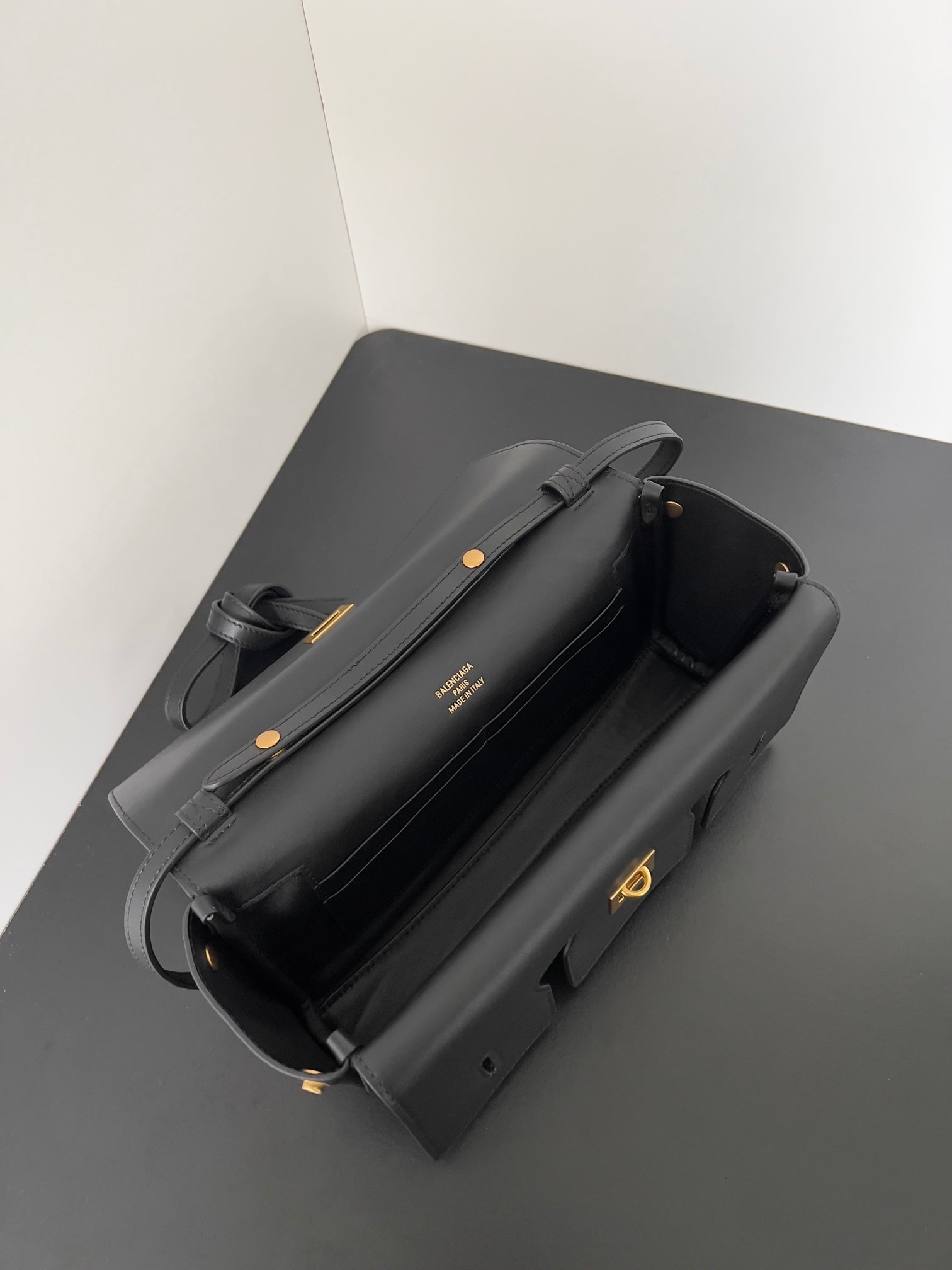 LuxluxHouse Best Quality Bags Balenciaga