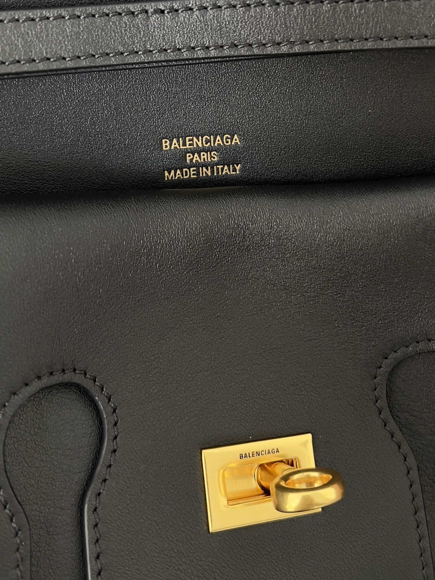 LuxluxHouse Best Quality Bags Balenciaga