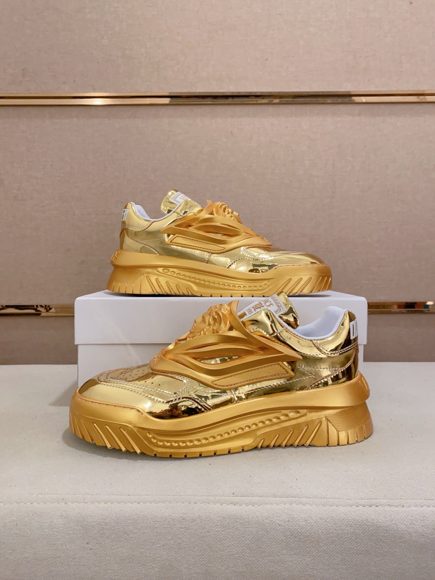 LuxluxHouse Best Quality Shoes Versace