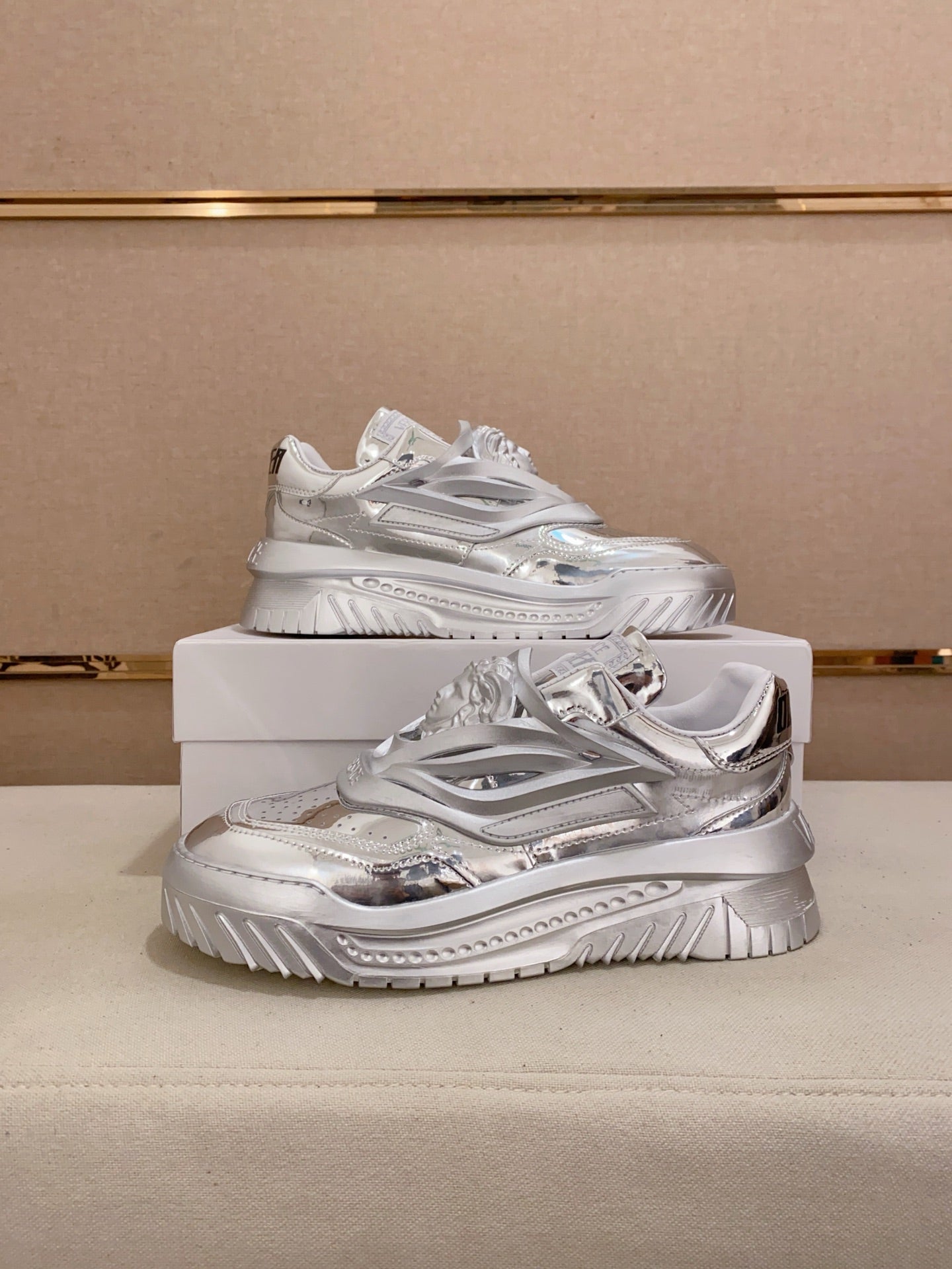 LuxluxHouse Best Quality Shoes Versace