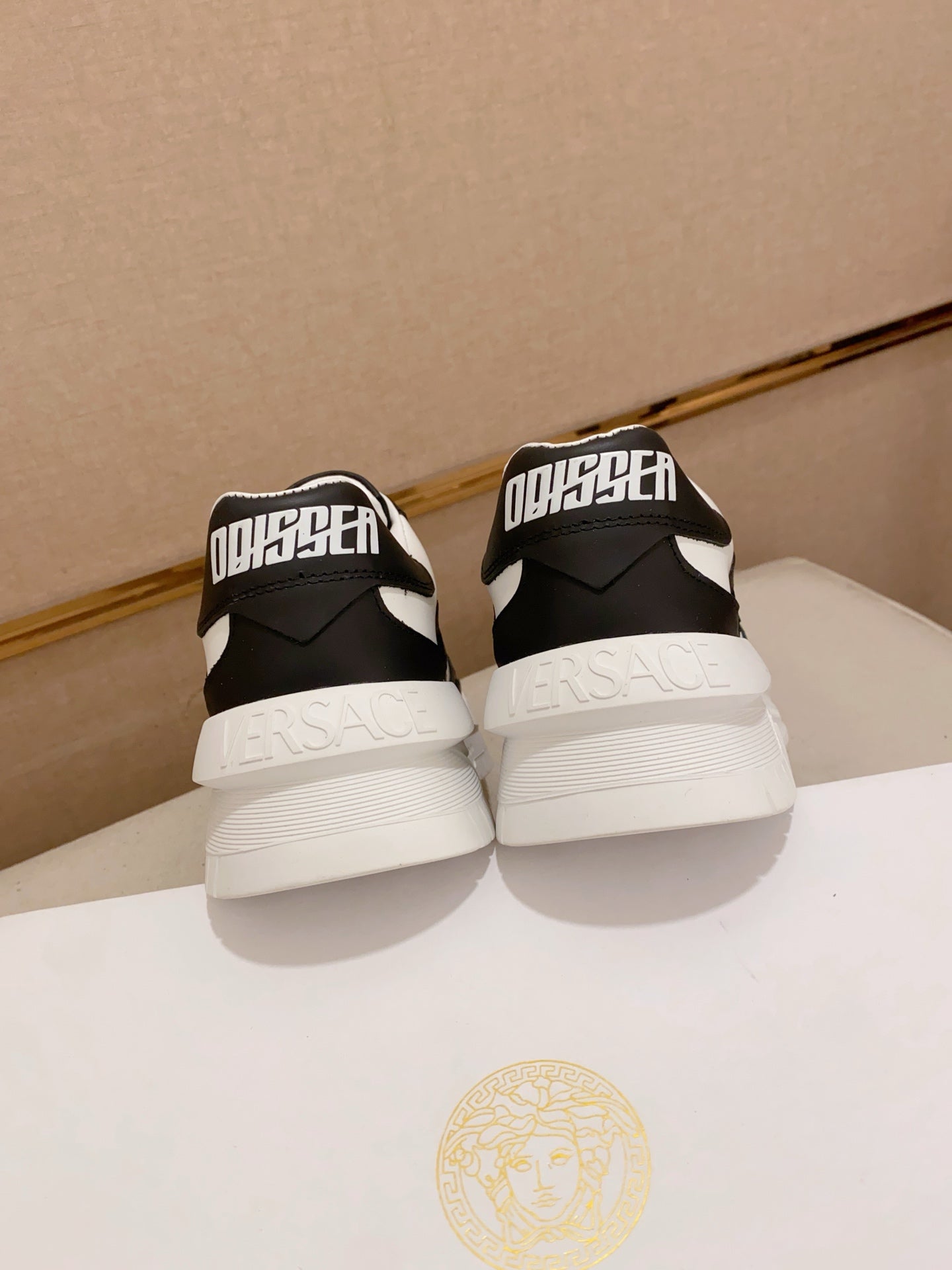 LuxluxHouse Best Quality Shoes Versace