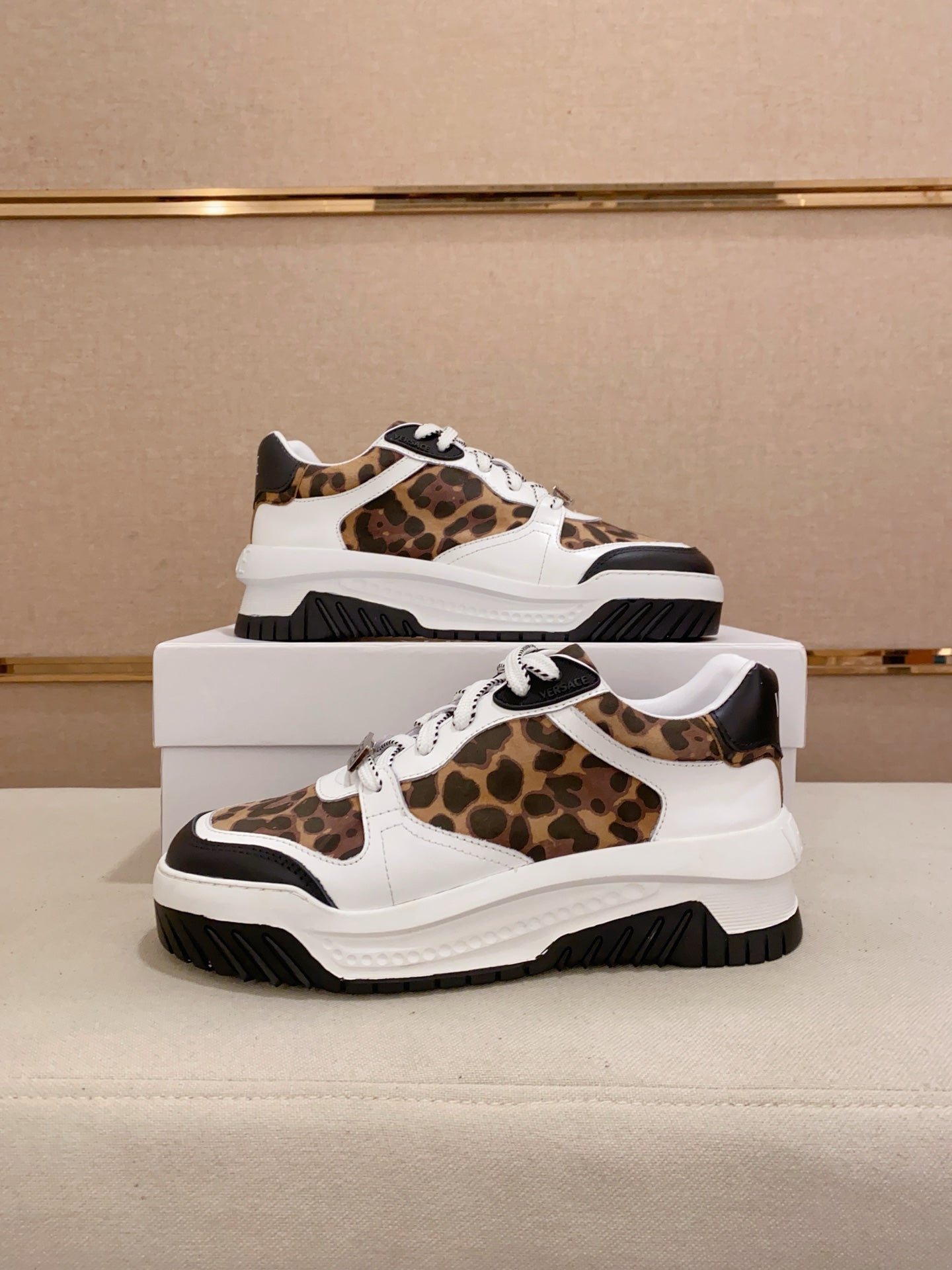 LuxluxHouse Best Quality Shoes Versace