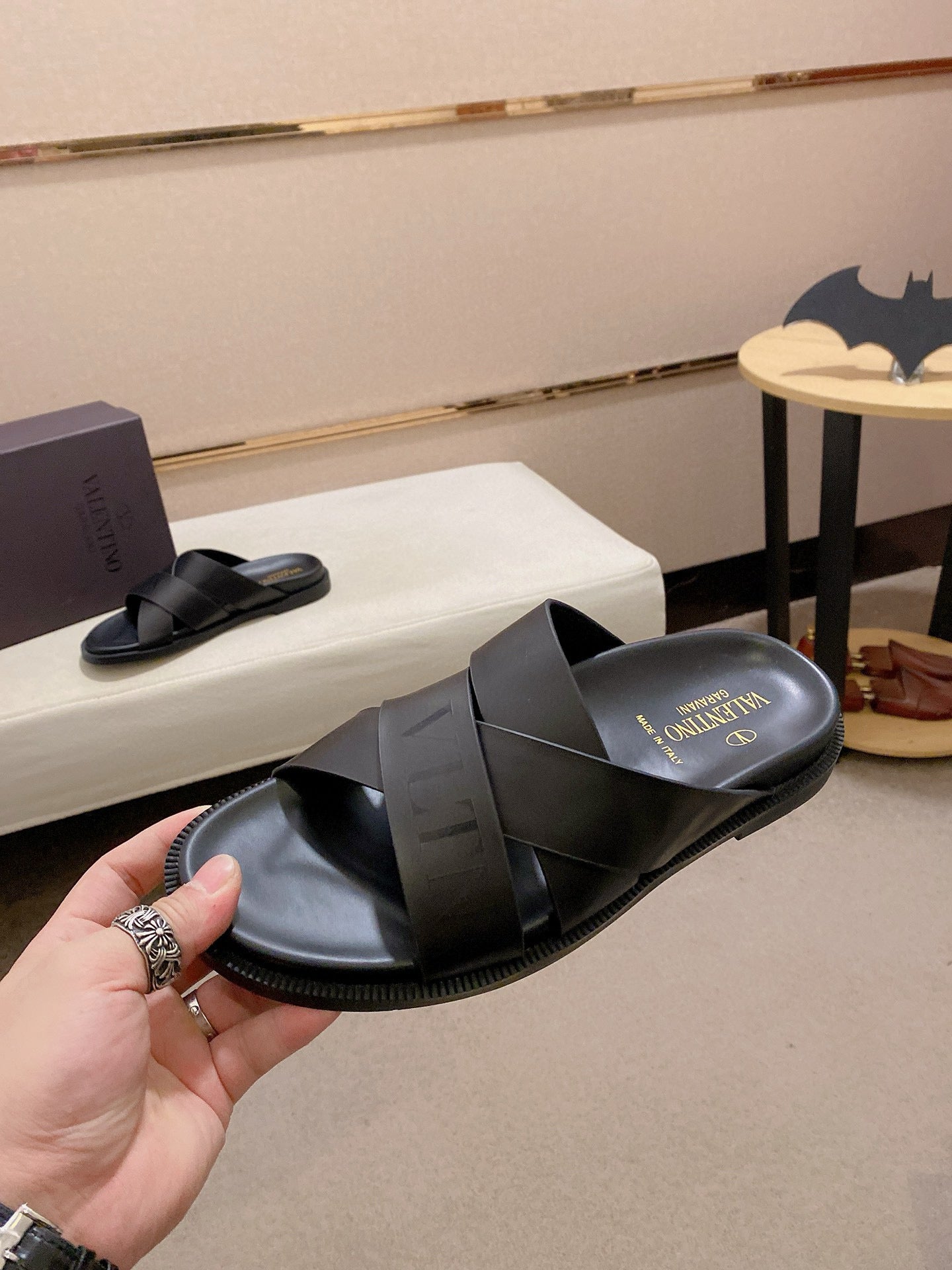 LuxluxHouse Best Quality Sandals Valentino