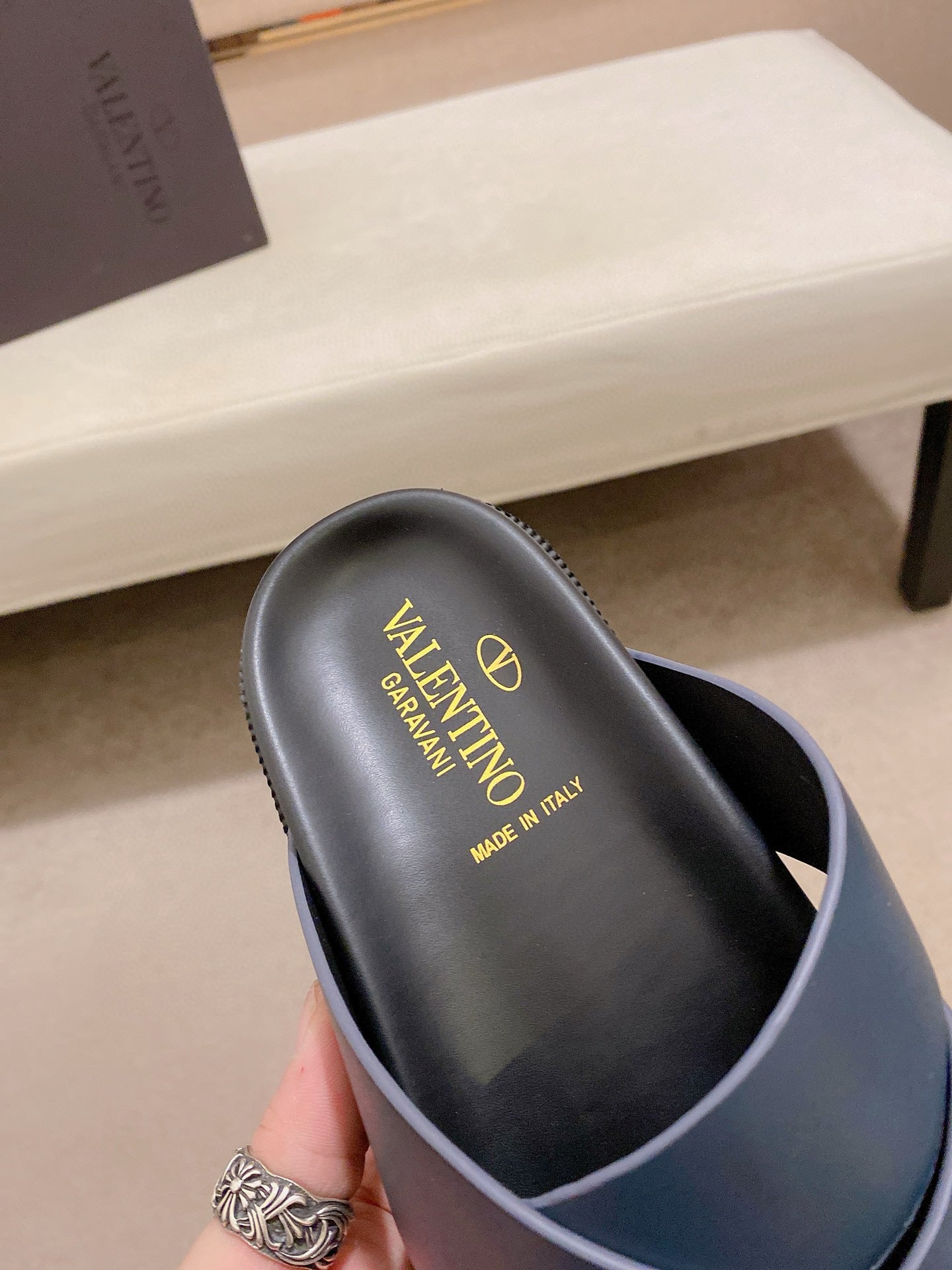 LuxluxHouse Best Quality Sandals Valentino