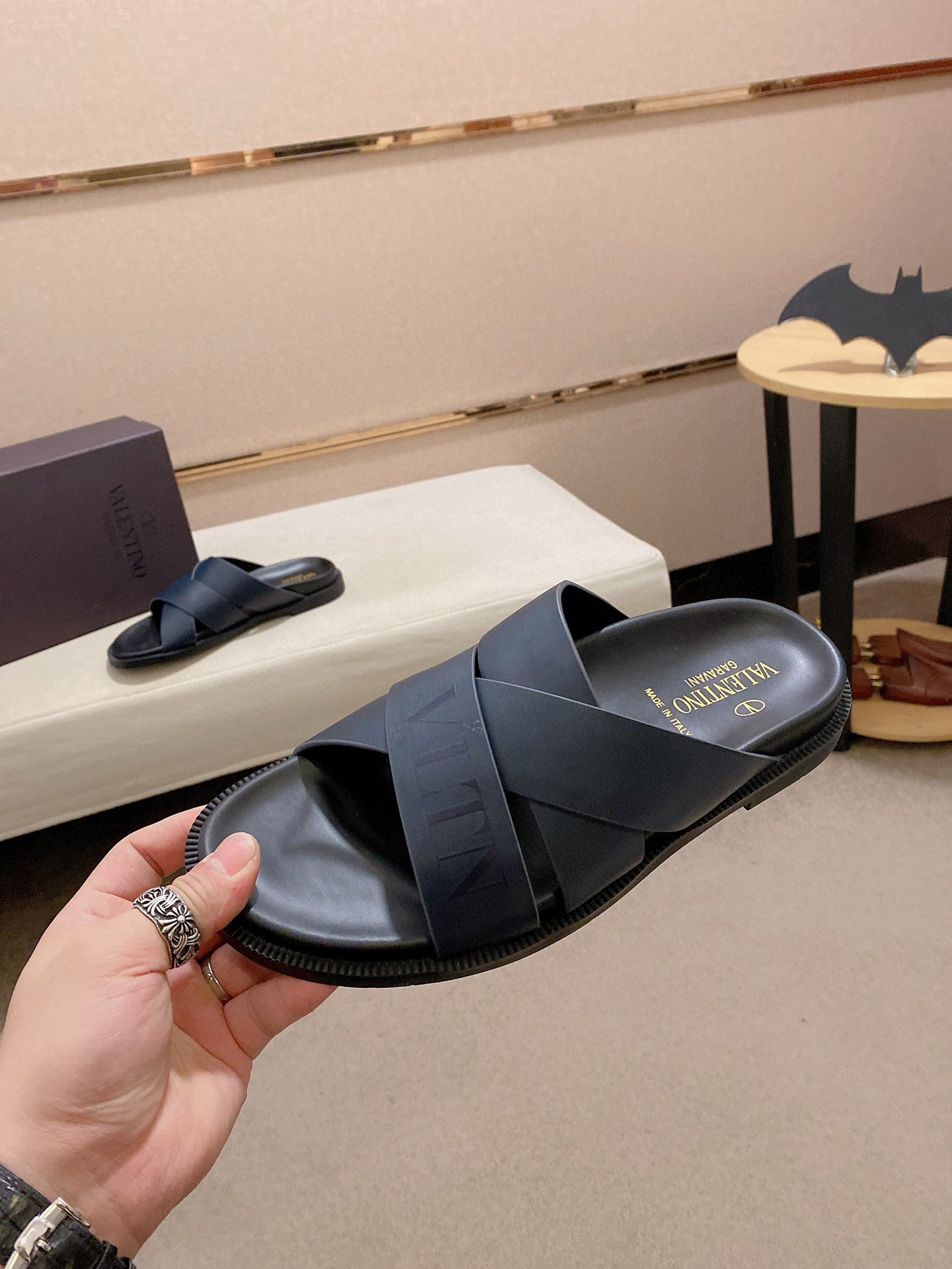 LuxluxHouse Best Quality Sandals Valentino
