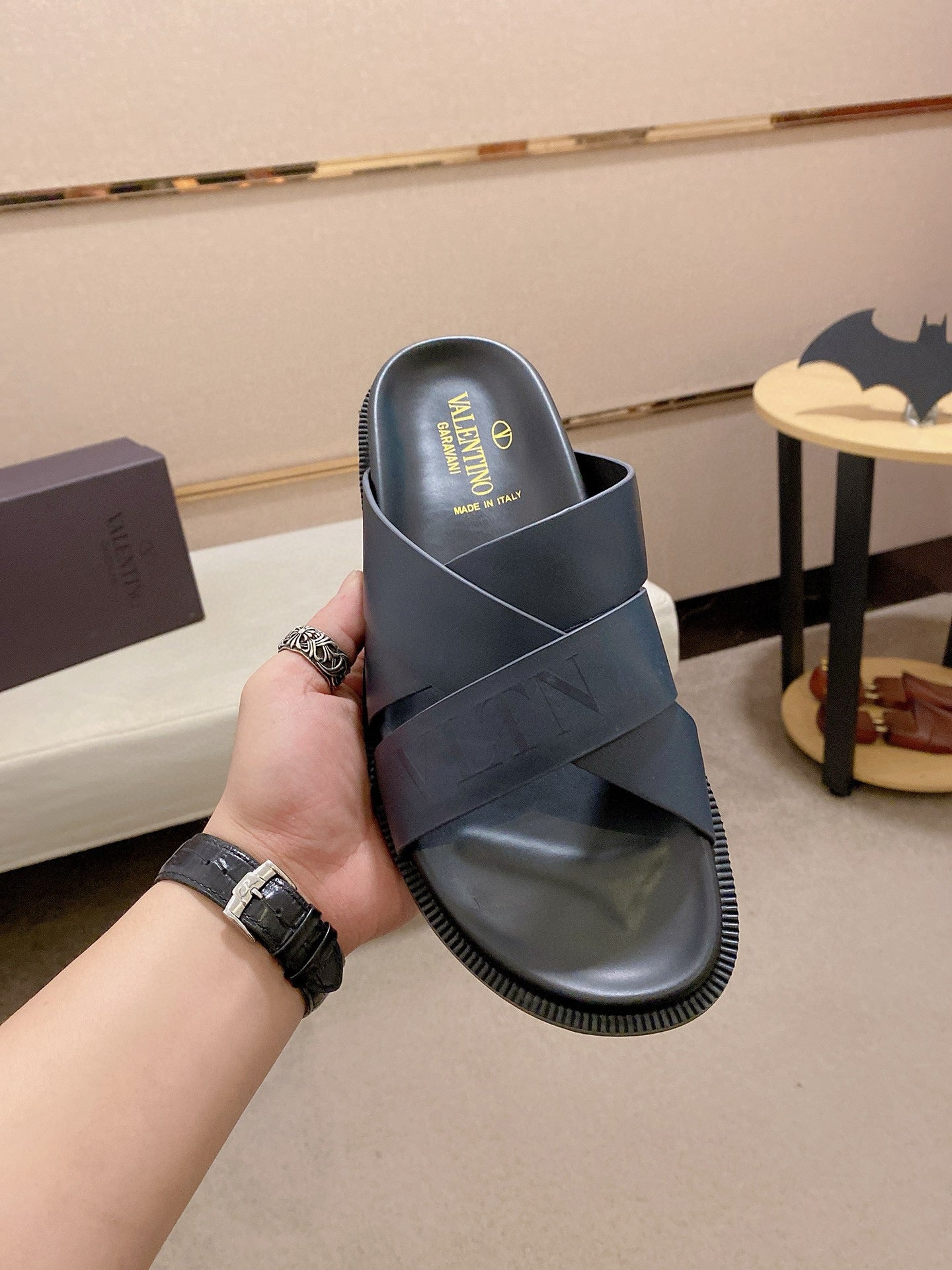 LuxluxHouse Best Quality Sandals Valentino