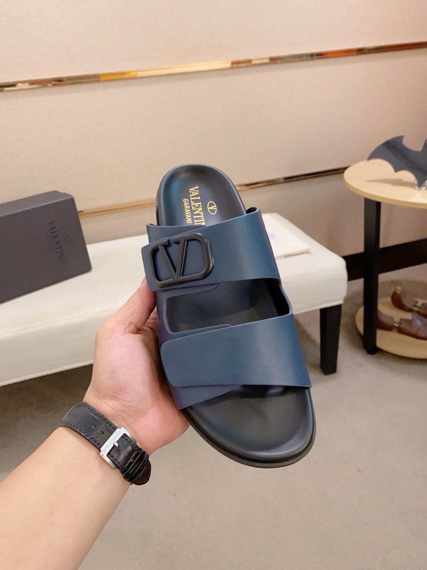 LuxluxHouse Best Quality Sandals Valentino