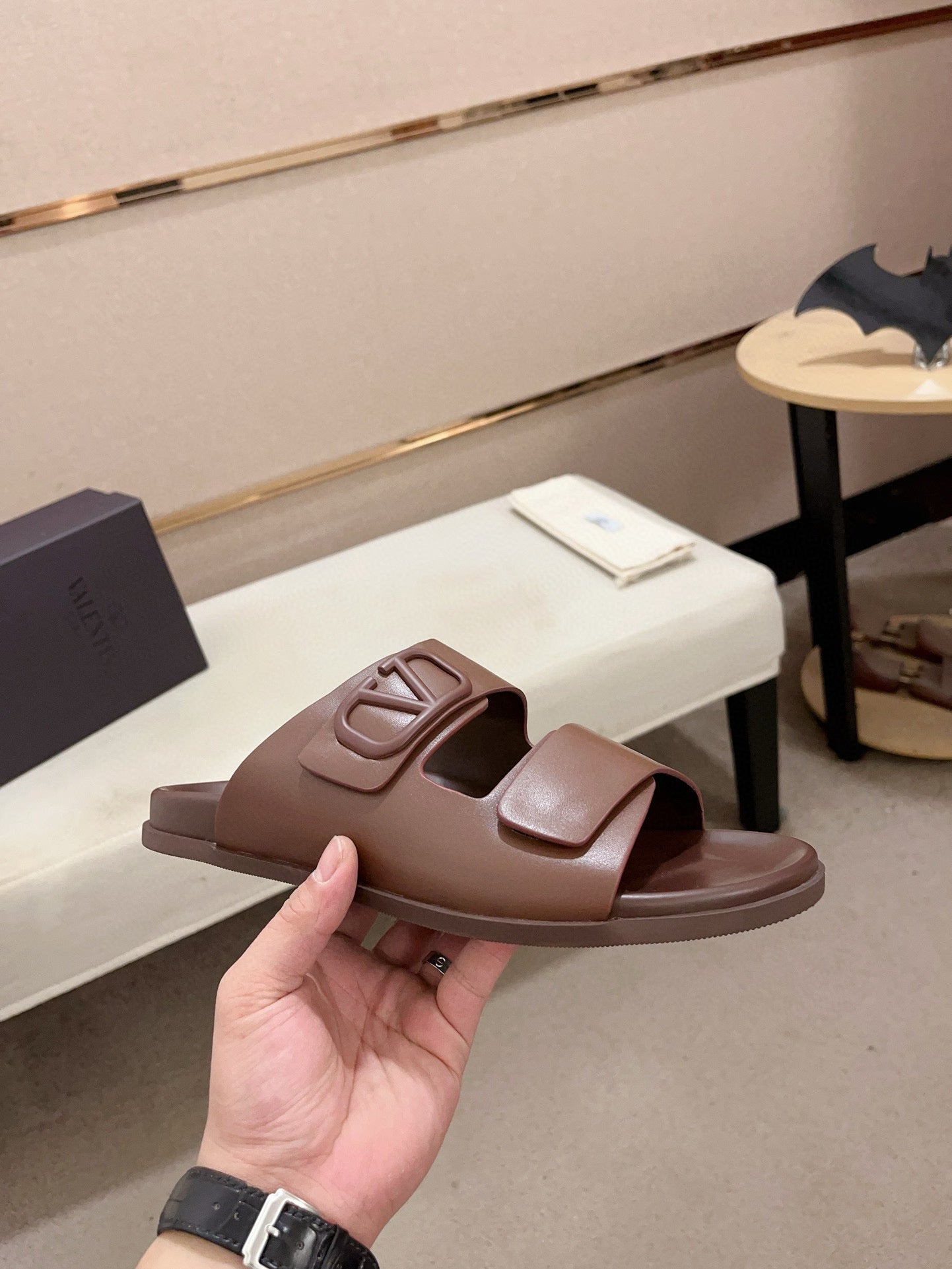 LuxluxHouse Best Quality Sandals Valentino