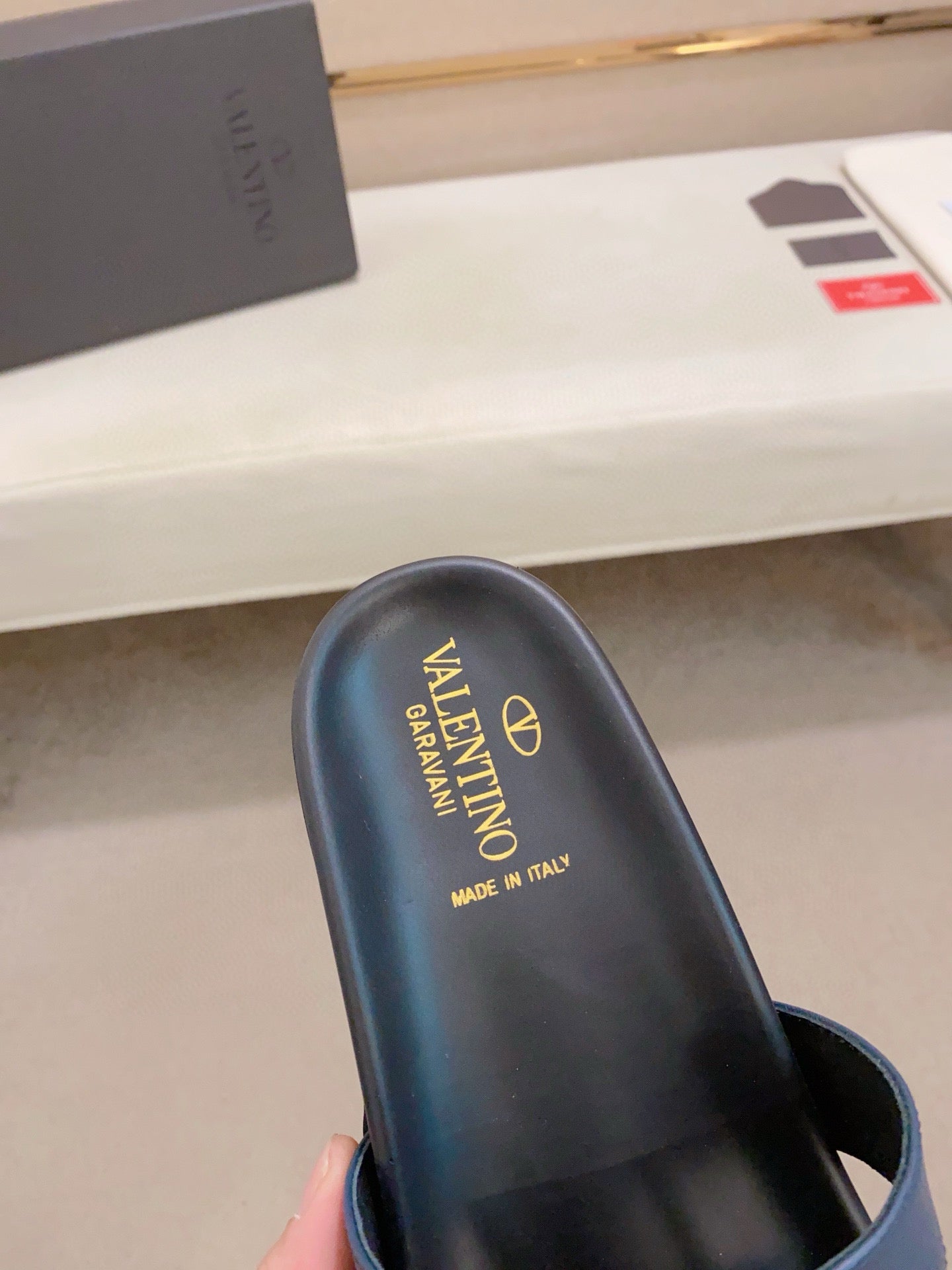LuxluxHouse Best Quality Sandals Valentino