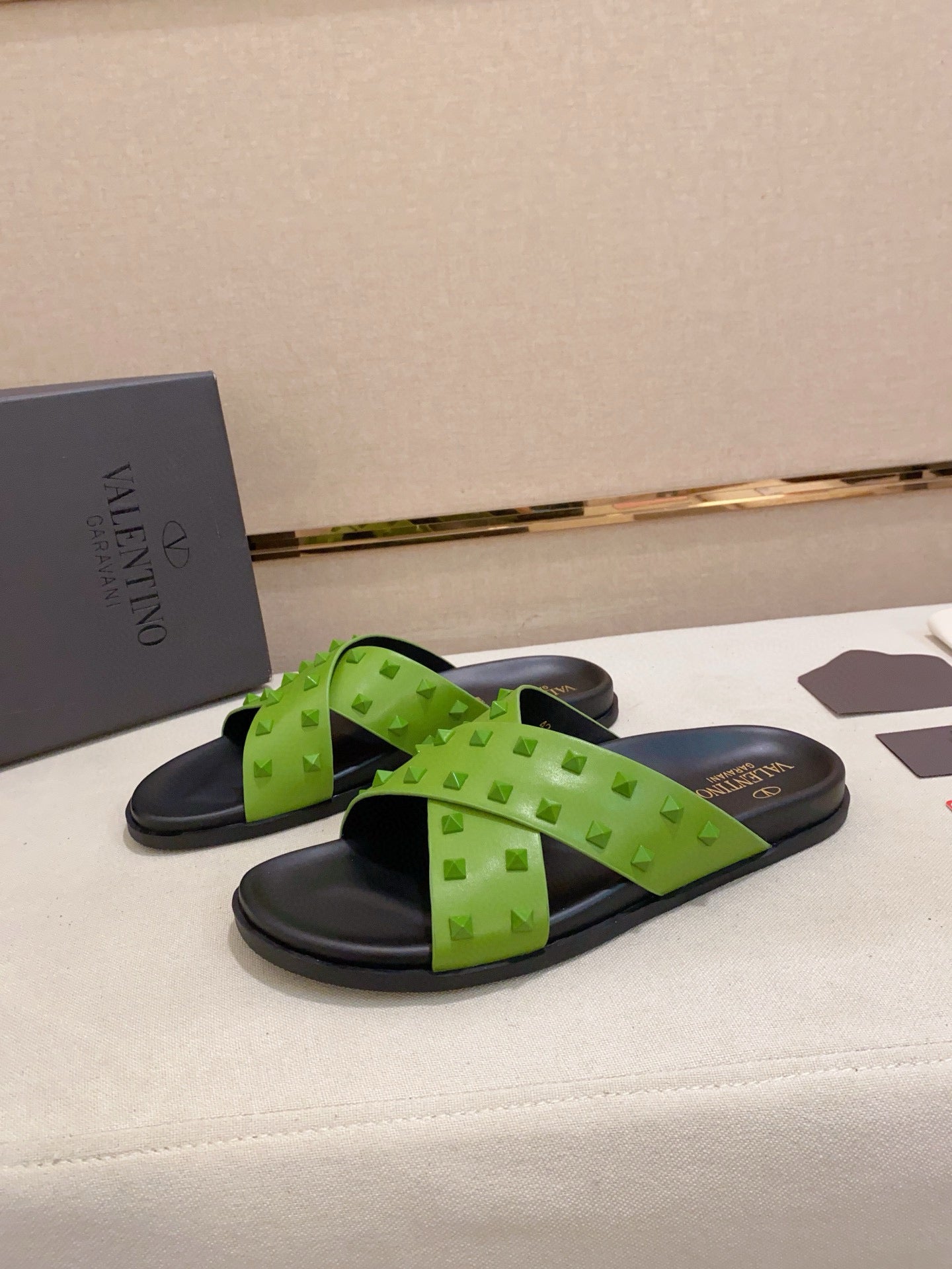 LuxluxHouse Best Quality Sandals Valentino