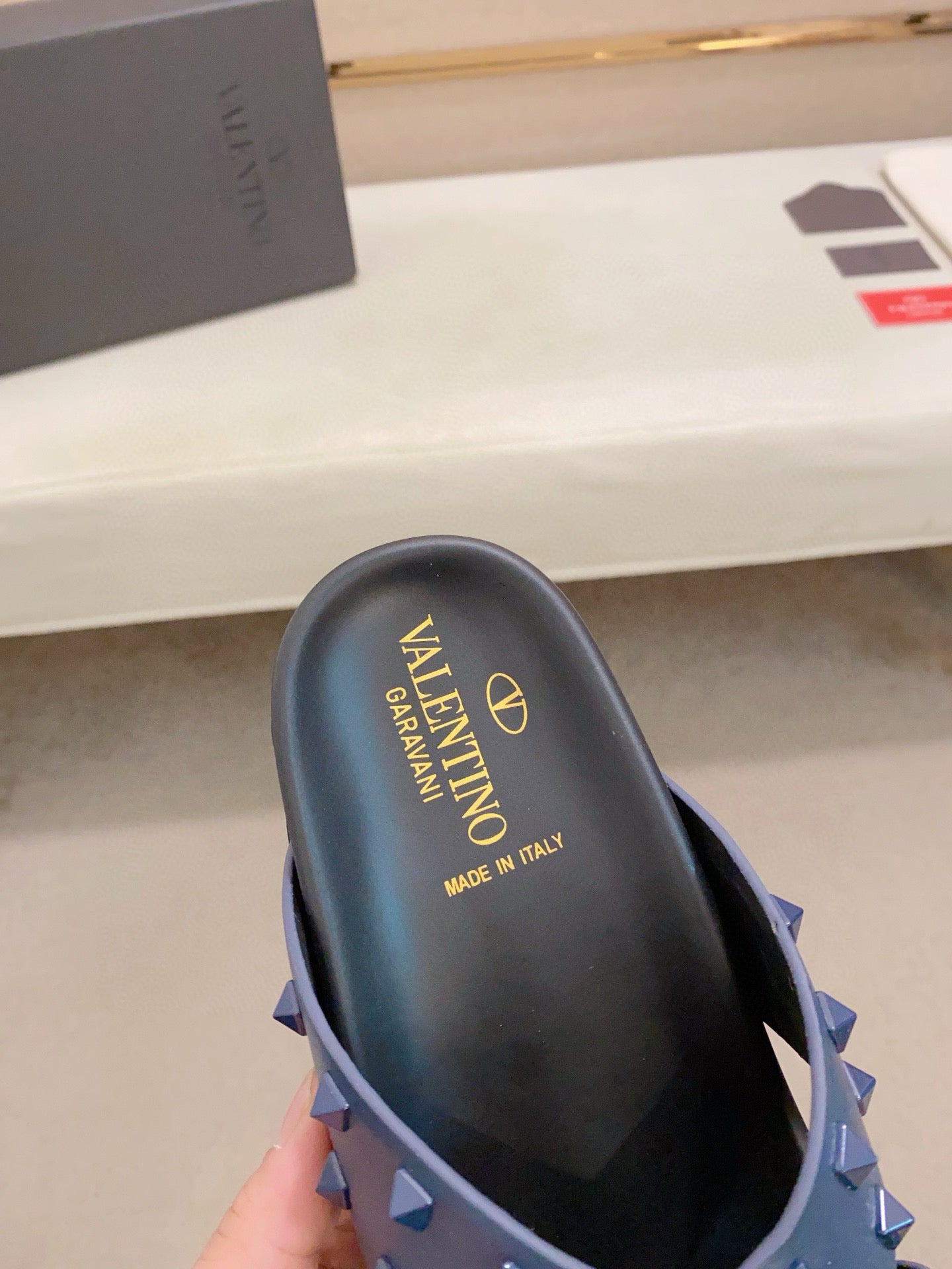 LuxluxHouse Best Quality Sandals Valentino