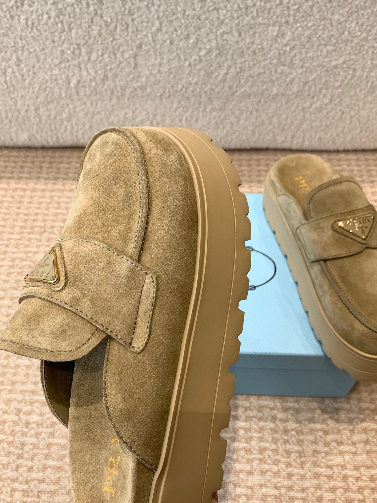 LuxluxHouse Best Quality Women Shoes Prada