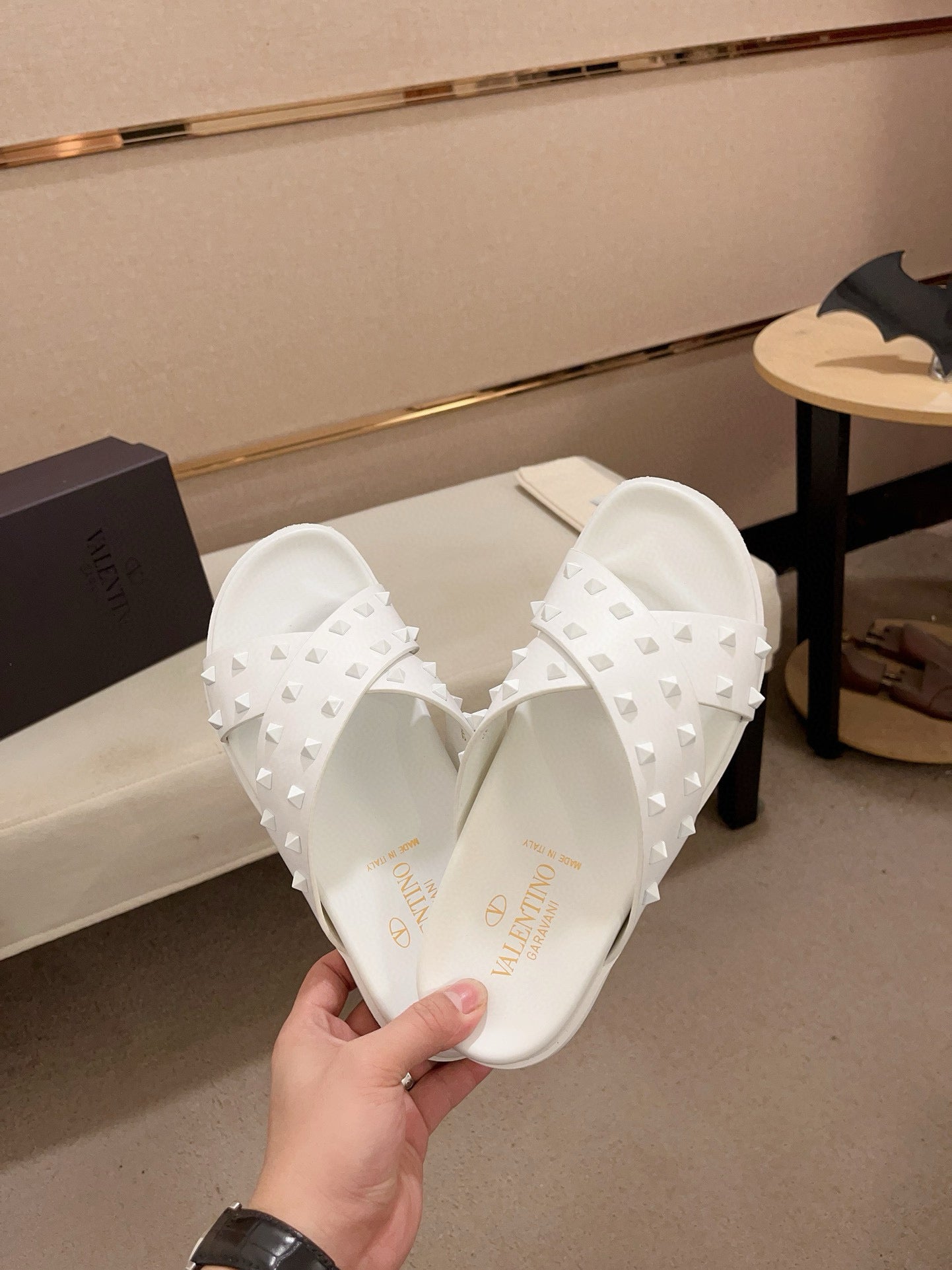 LuxluxHouse Best Quality Sandals Valentino