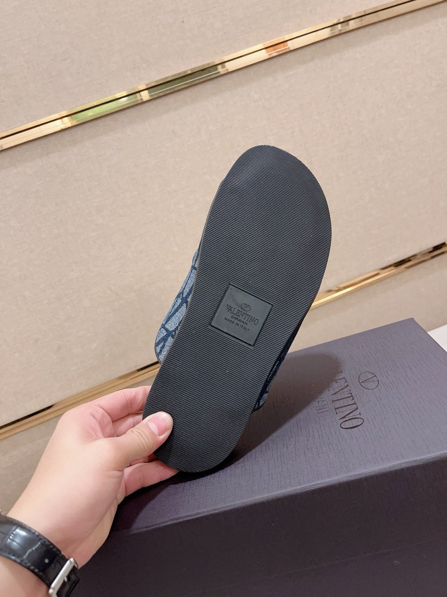 LuxluxHouse Best Quality Sandals Valentino