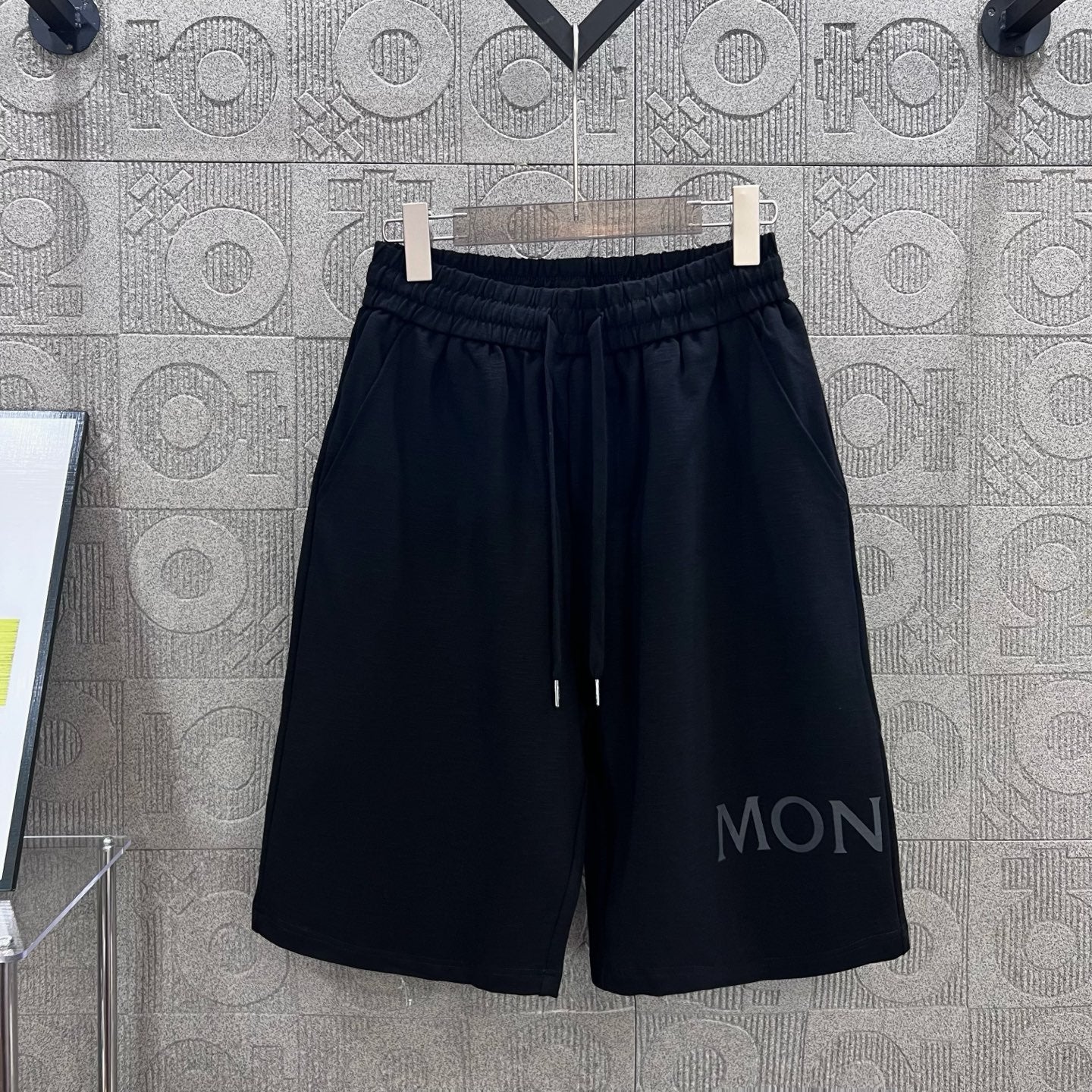 LuxluxHouse Best Quality Clothes Pants Moncler