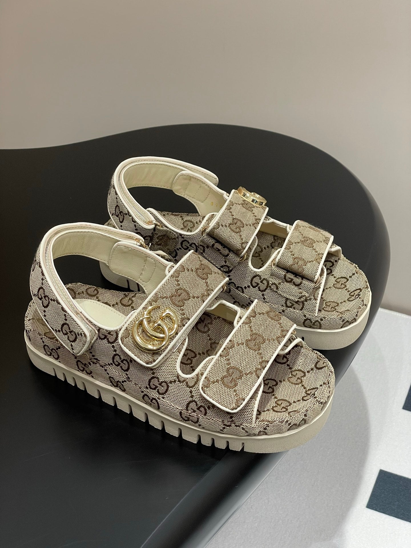 LuxluxHouse Best Quality Gucci Women Shoes