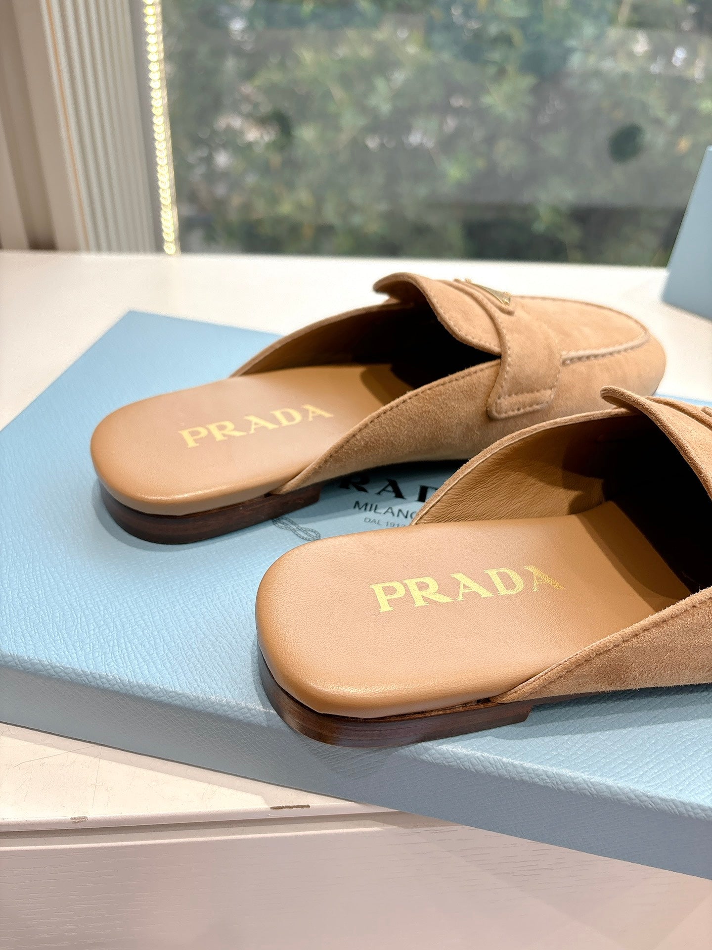 LuxluxHouse Best Quality Women Shoes Prada