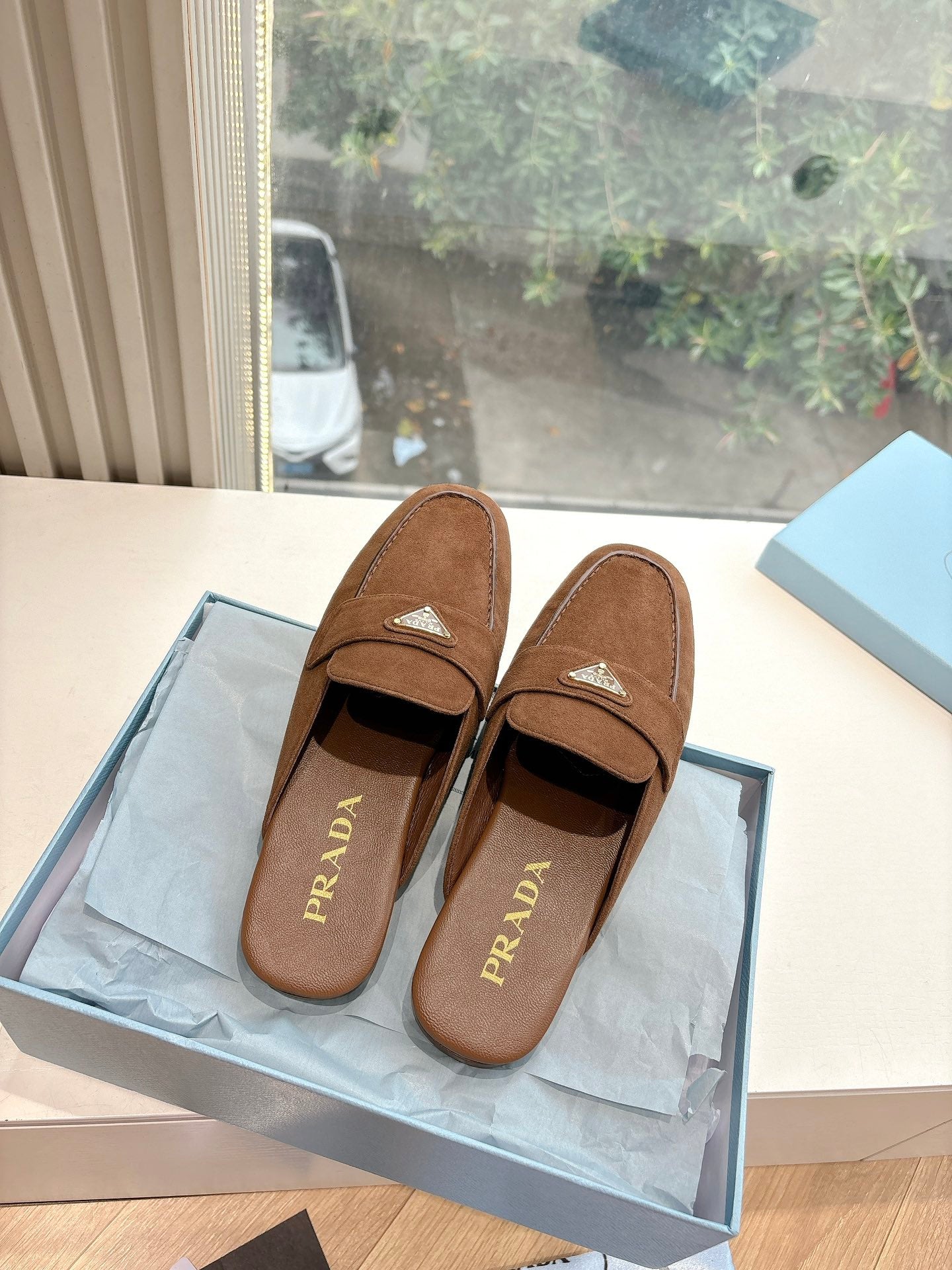 LuxluxHouse Best Quality Women Shoes Prada