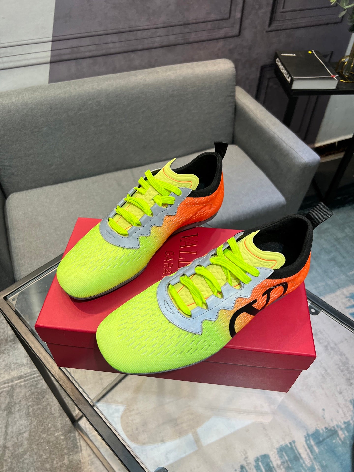 LuxluxHouse Best Quality Shoes Valentino