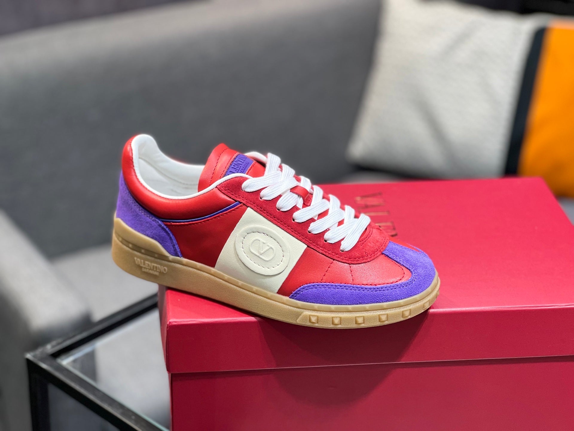 LuxluxHouse Best Quality Shoes Valentino