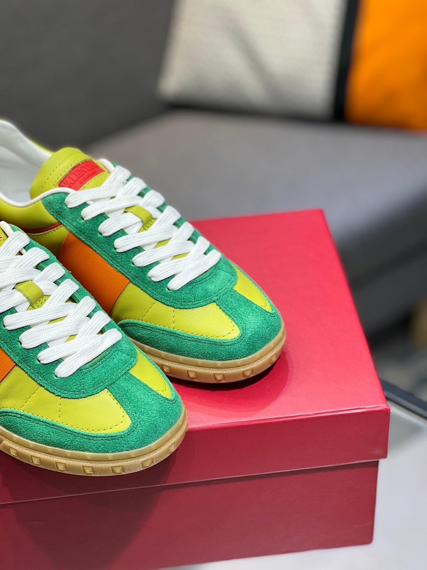 LuxluxHouse Best Quality Shoes Valentino
