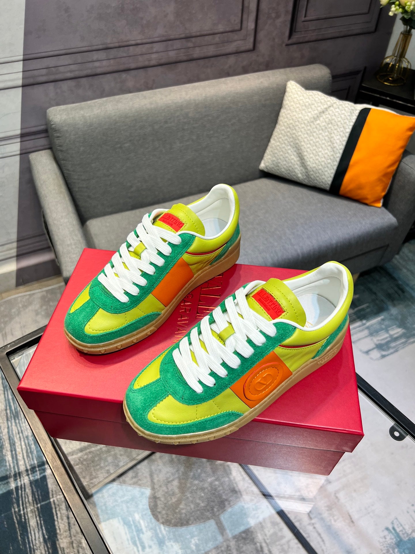LuxluxHouse Best Quality Shoes Valentino