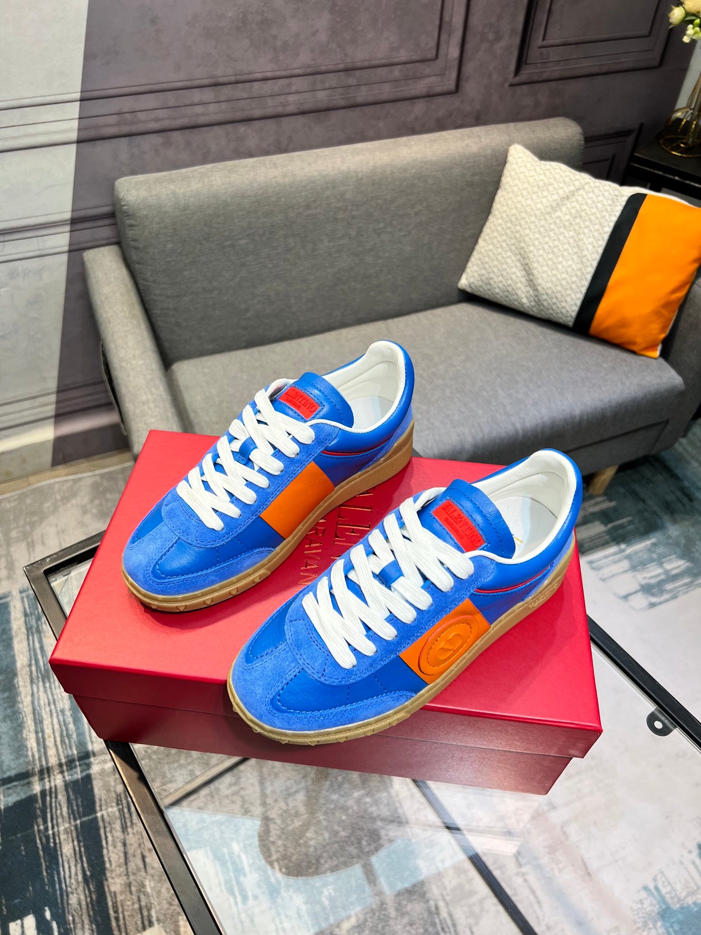 LuxluxHouse Best Quality Shoes Valentino
