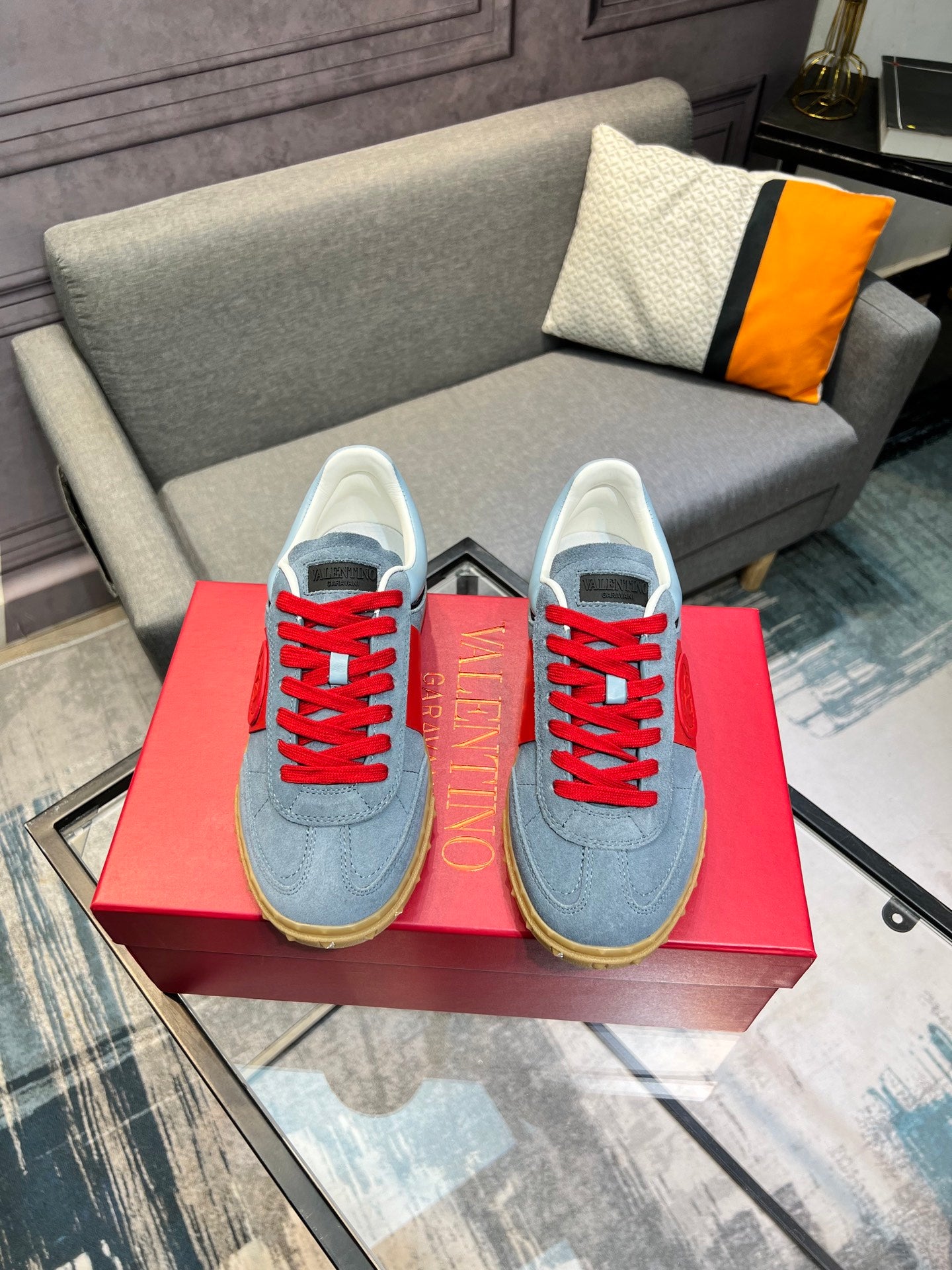 LuxluxHouse Best Quality Shoes Valentino