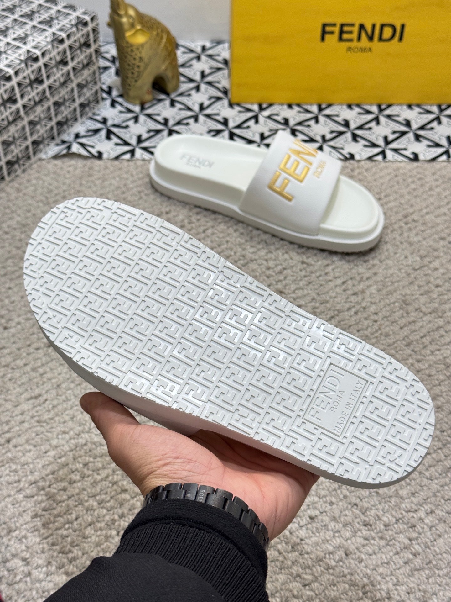 LuxluxHouse Best Quality Sandals Fendi
