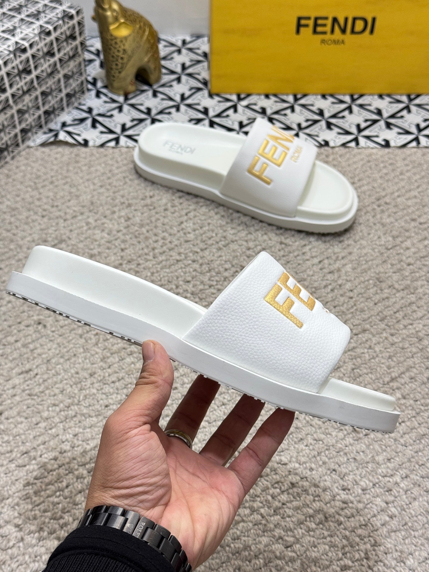 LuxluxHouse Best Quality Sandals Fendi