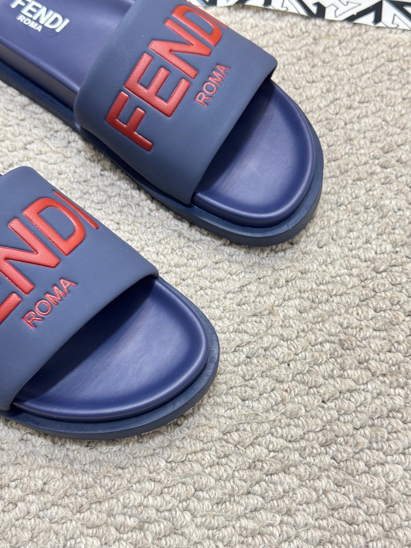 LuxluxHouse Best Quality Sandals Fendi