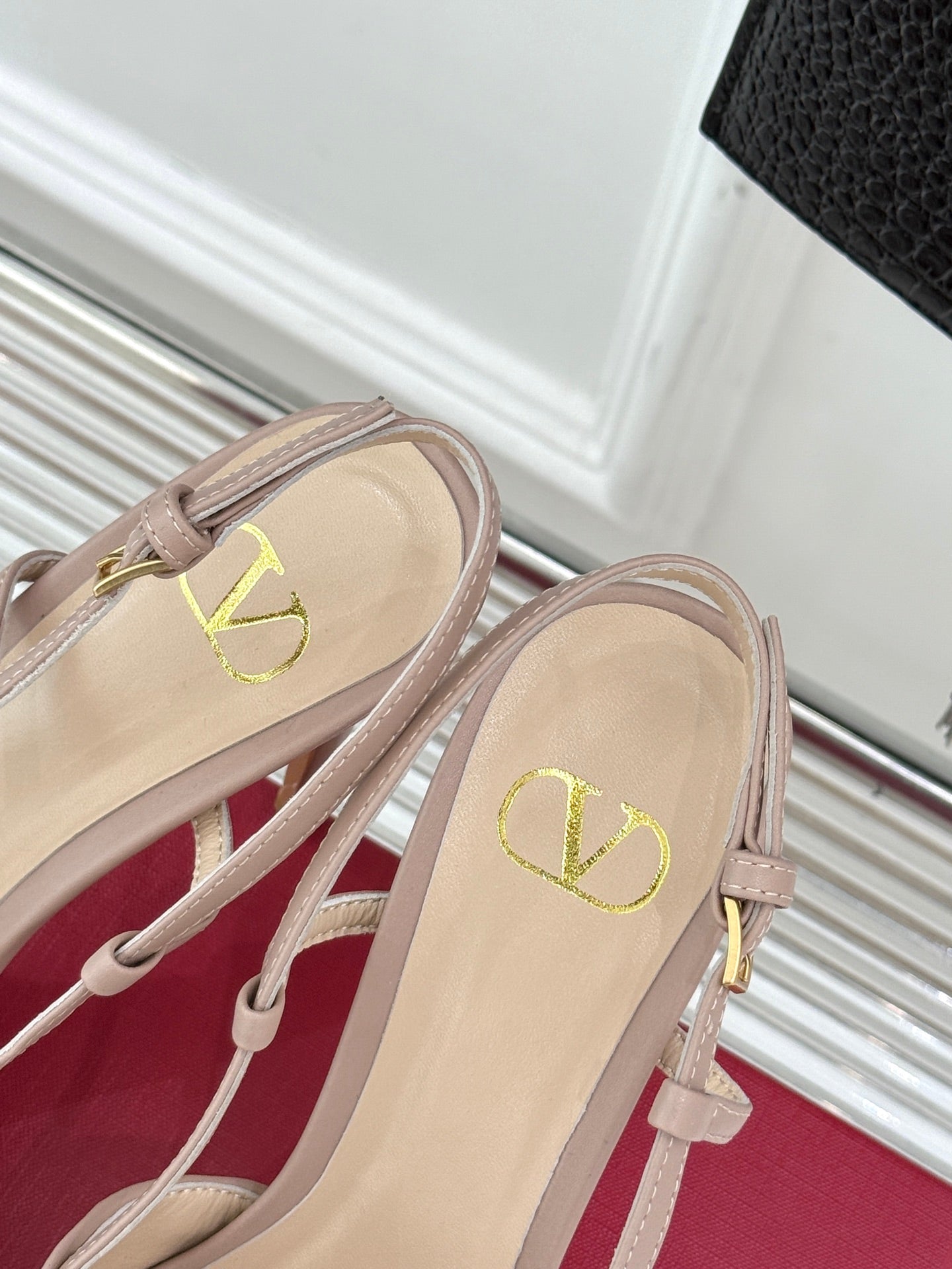 LuxluxHouse Best Quality Valentino Women Shoes