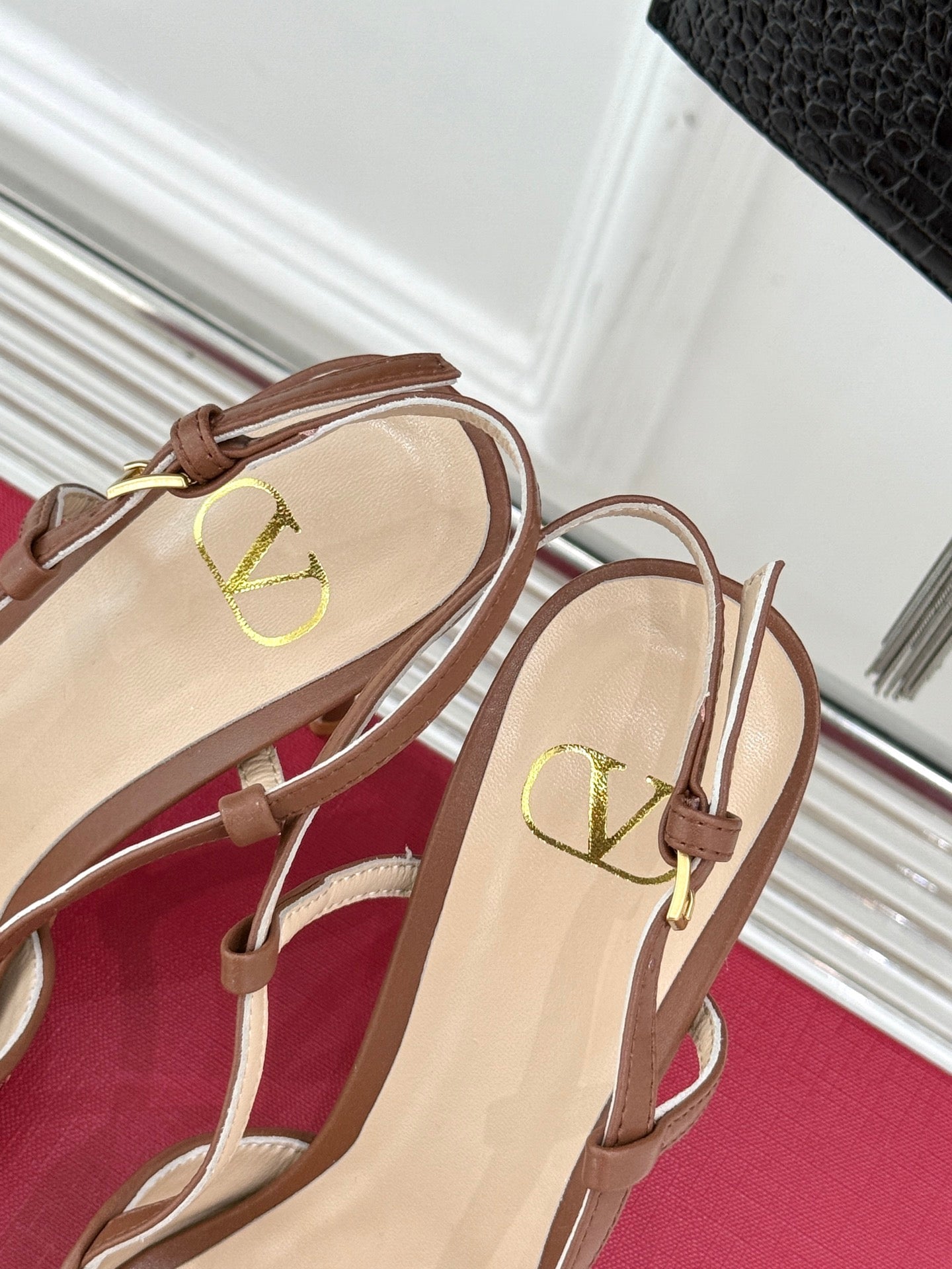 LuxluxHouse Best Quality Valentino Women Shoes
