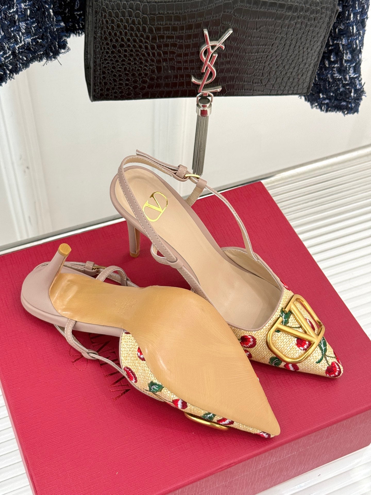 LuxluxHouse Best Quality Valentino Women Shoes