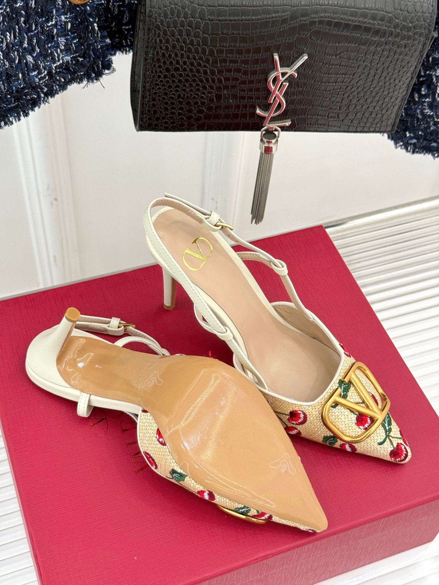 LuxluxHouse Best Quality Valentino Women Shoes