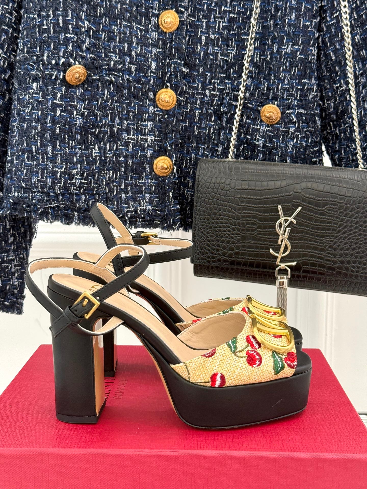 LuxluxHouse Best Quality Valentino Women Shoes