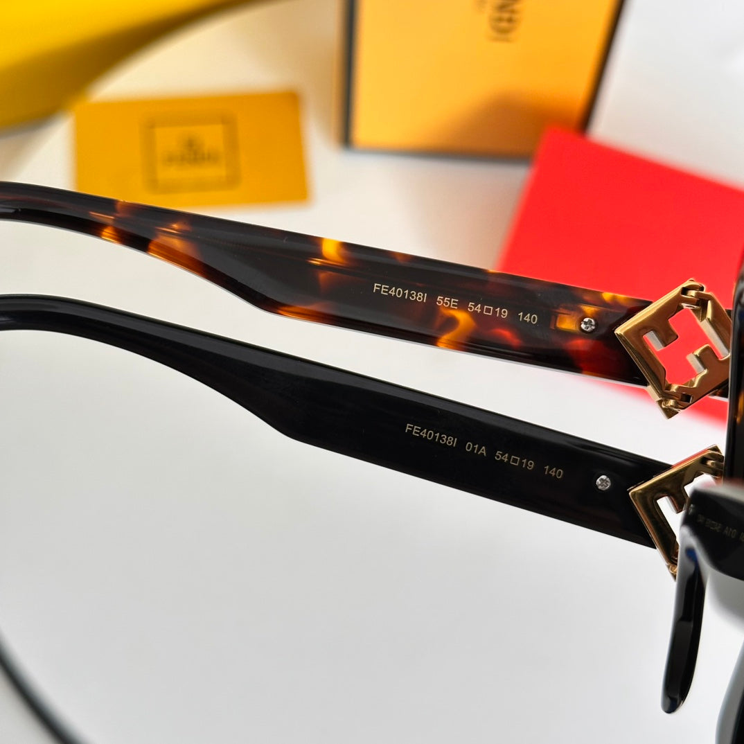LuxluxHouse Best Quality Glasses Fendi
