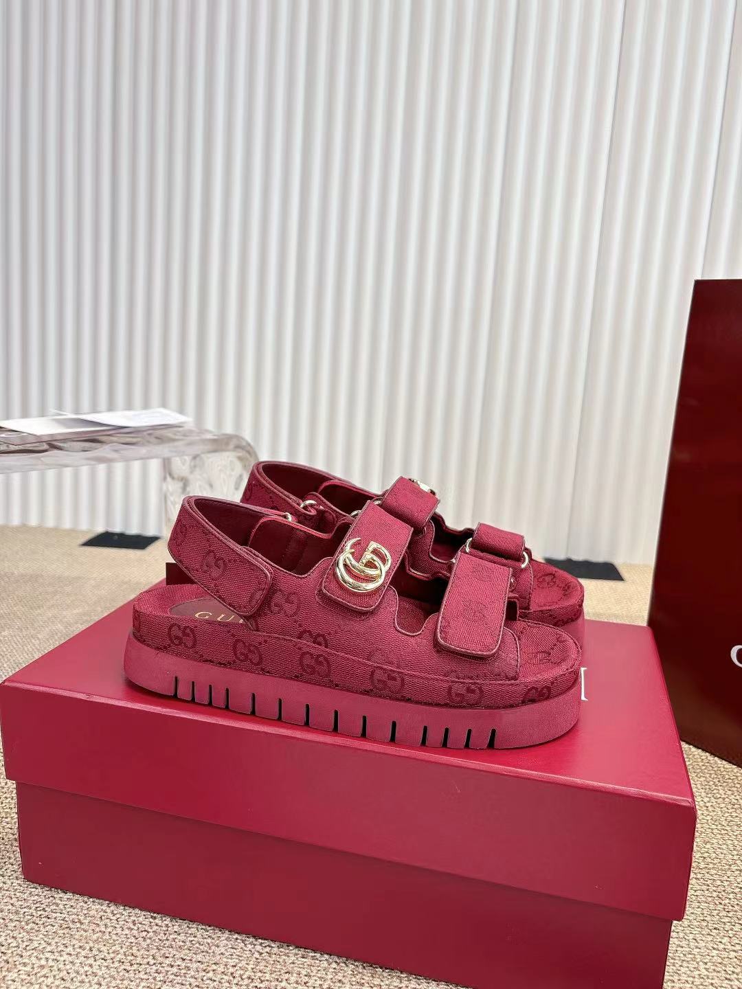 LuxluxHouse Best Quality Gucci Women Shoes