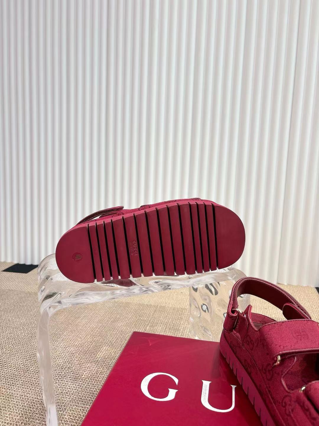 LuxluxHouse Best Quality Gucci Women Shoes