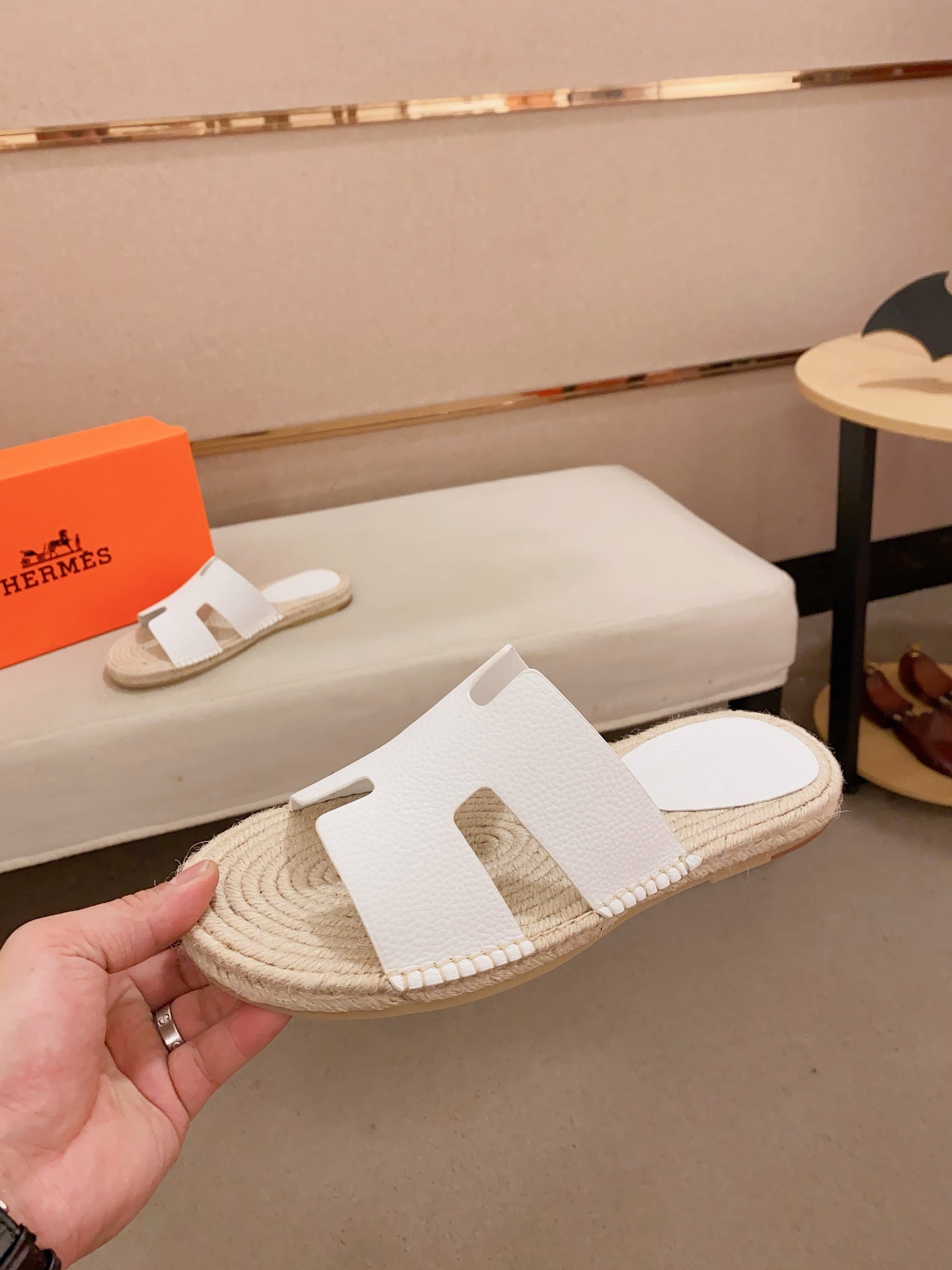 LuxluxHouse Best Quality Sandals Hermes