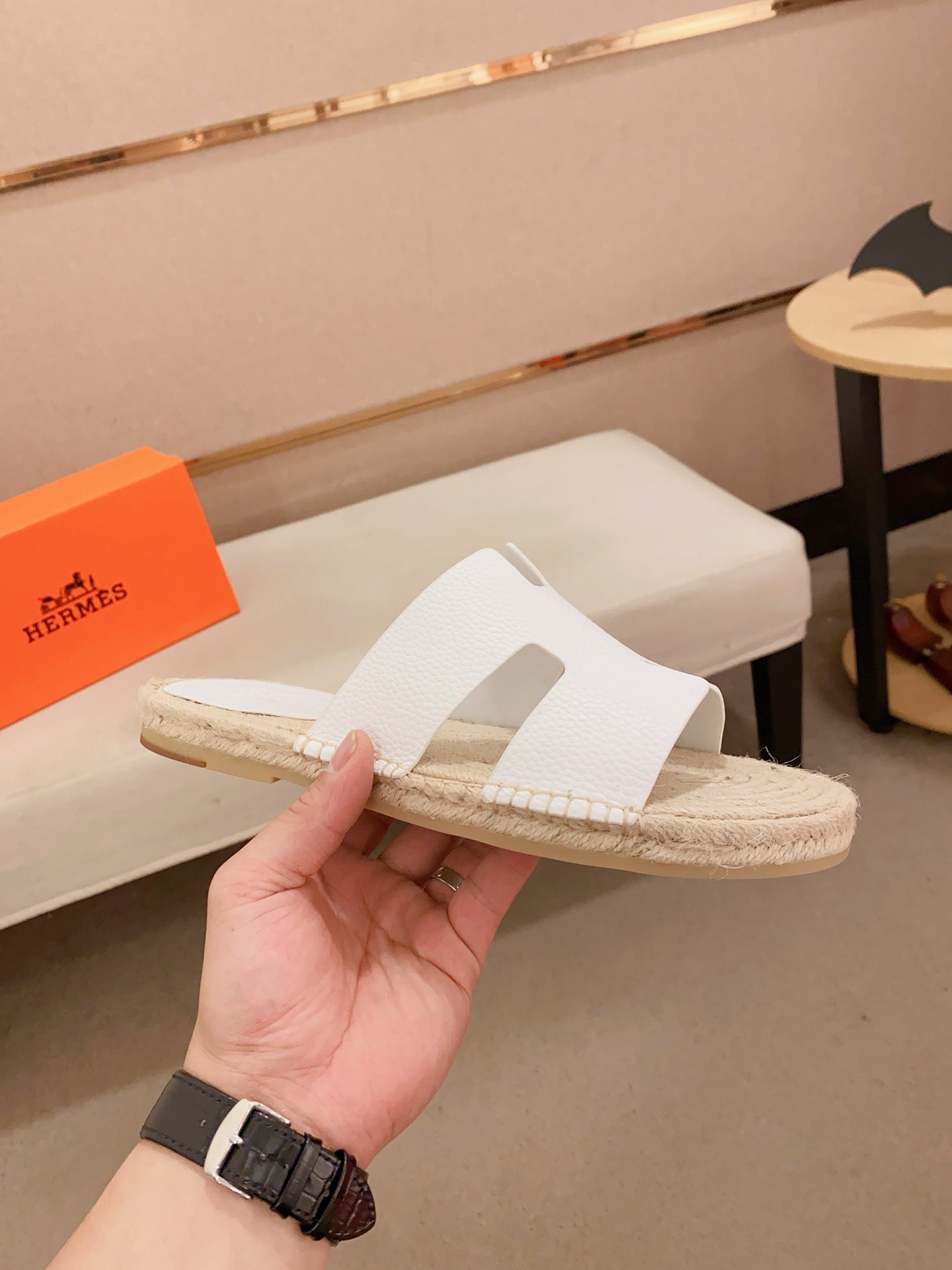 LuxluxHouse Best Quality Sandals Hermes