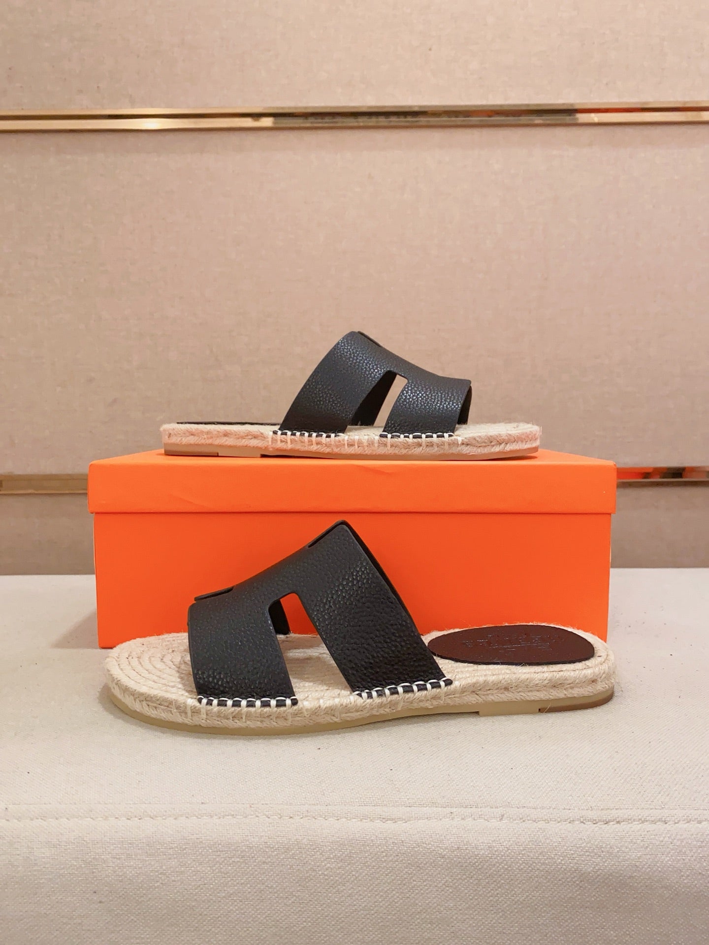 LuxluxHouse Best Quality Sandals Hermes
