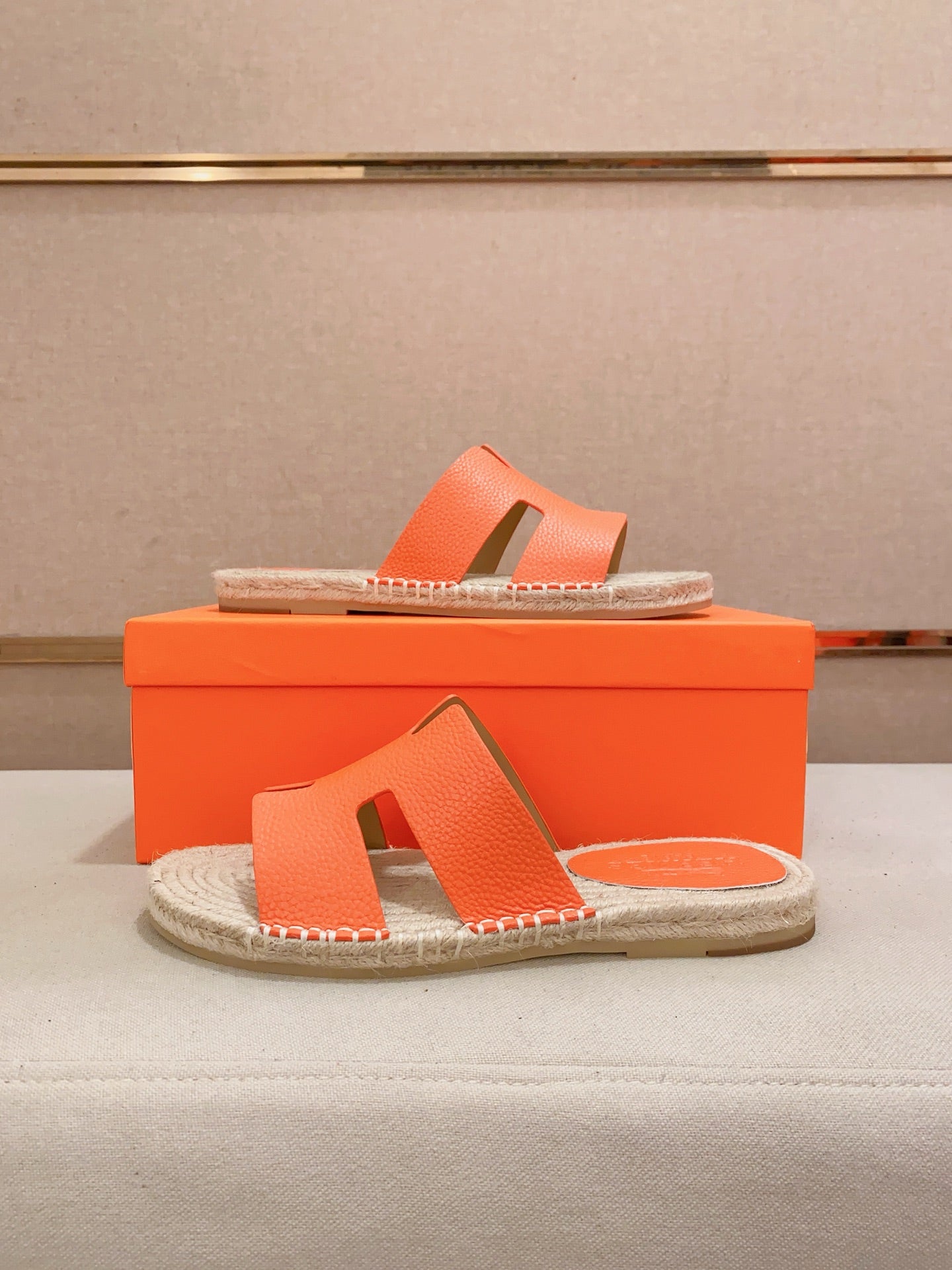 LuxluxHouse Best Quality Sandals Hermes