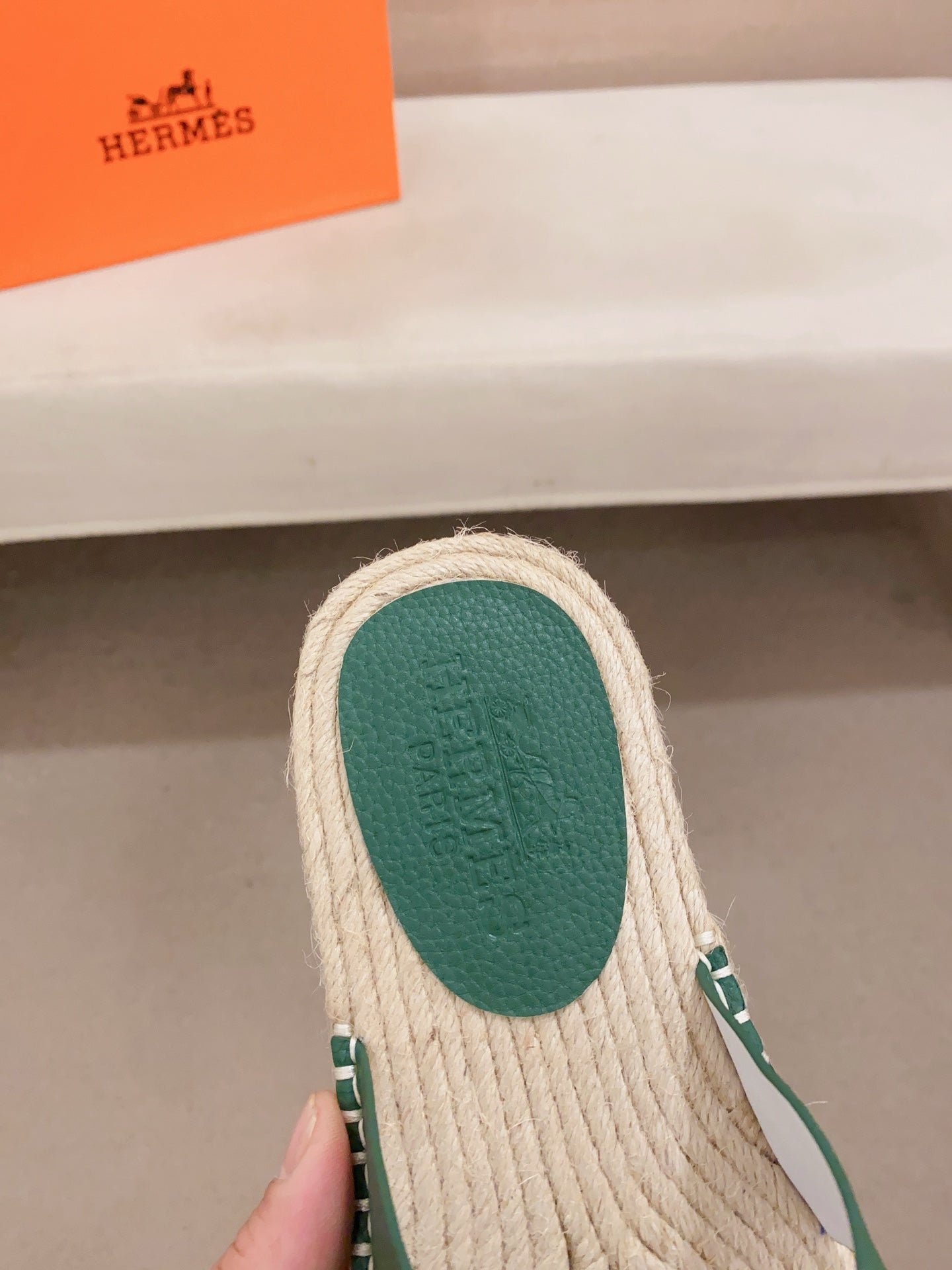 LuxluxHouse Best Quality Sandals Hermes