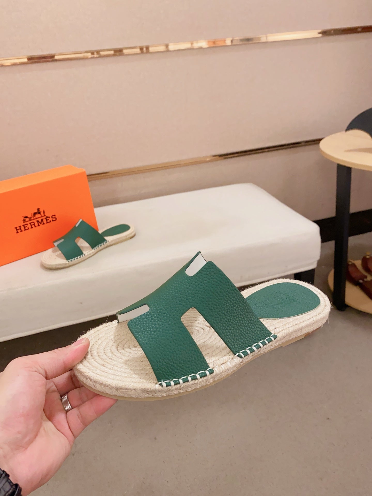 LuxluxHouse Best Quality Sandals Hermes