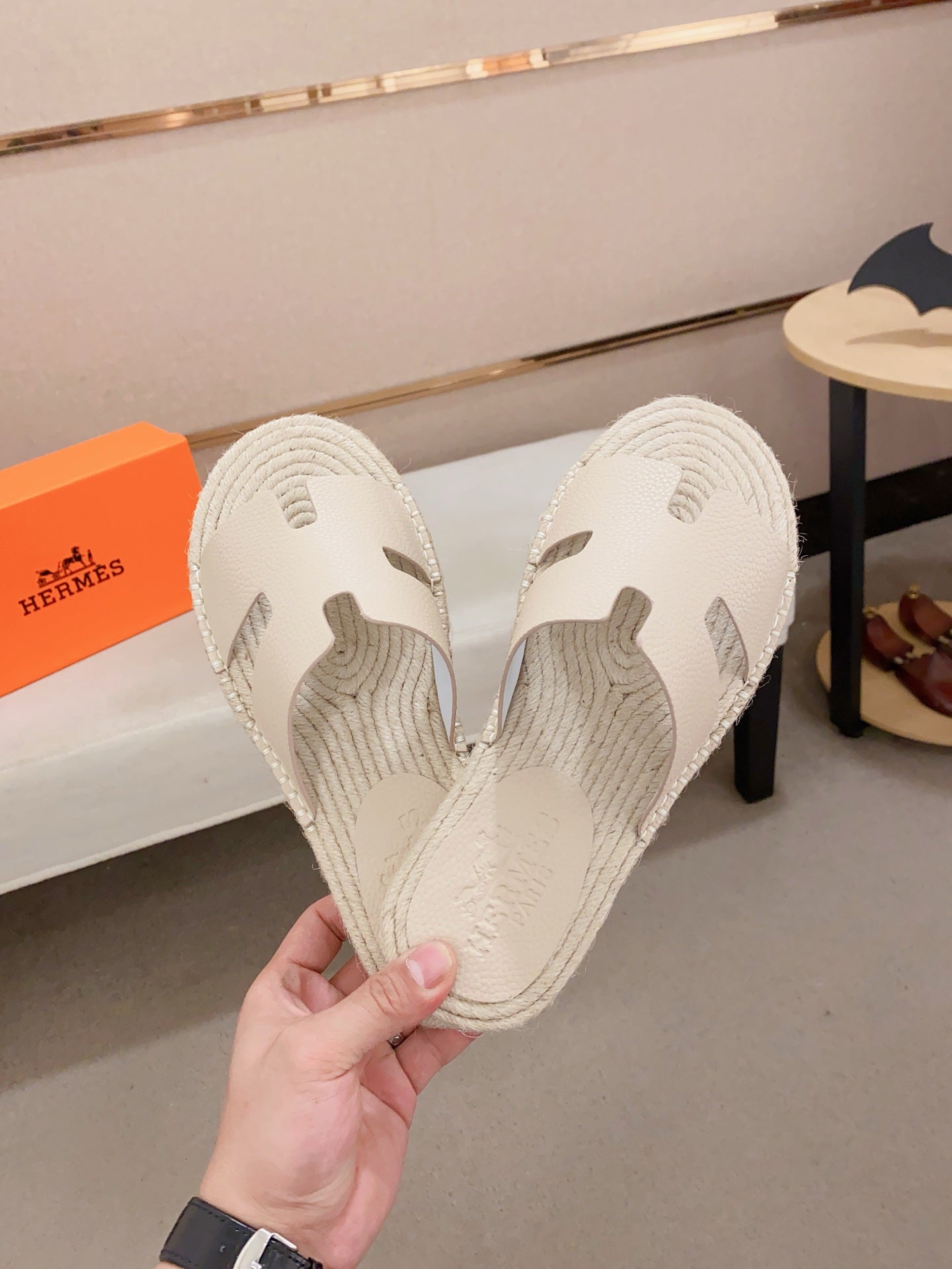 LuxluxHouse Best Quality Sandals Hermes